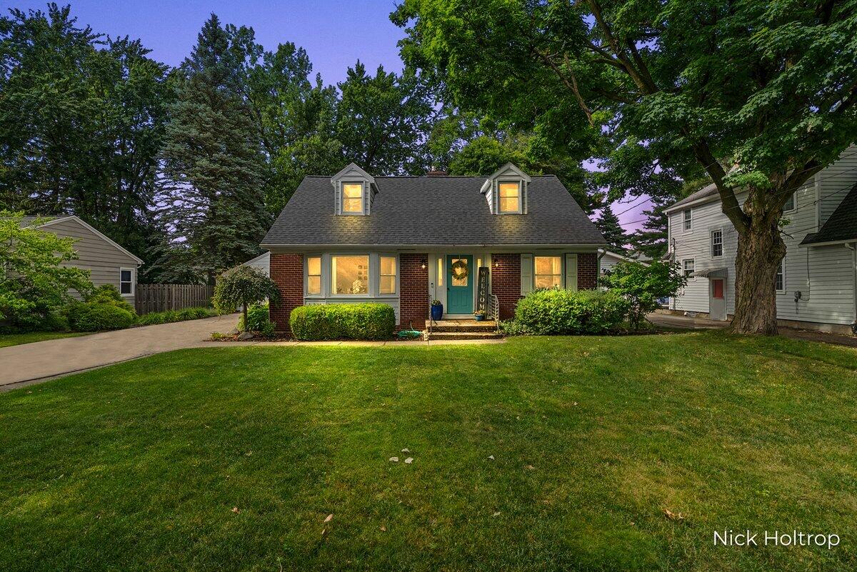 1525 Van Auken Street SE