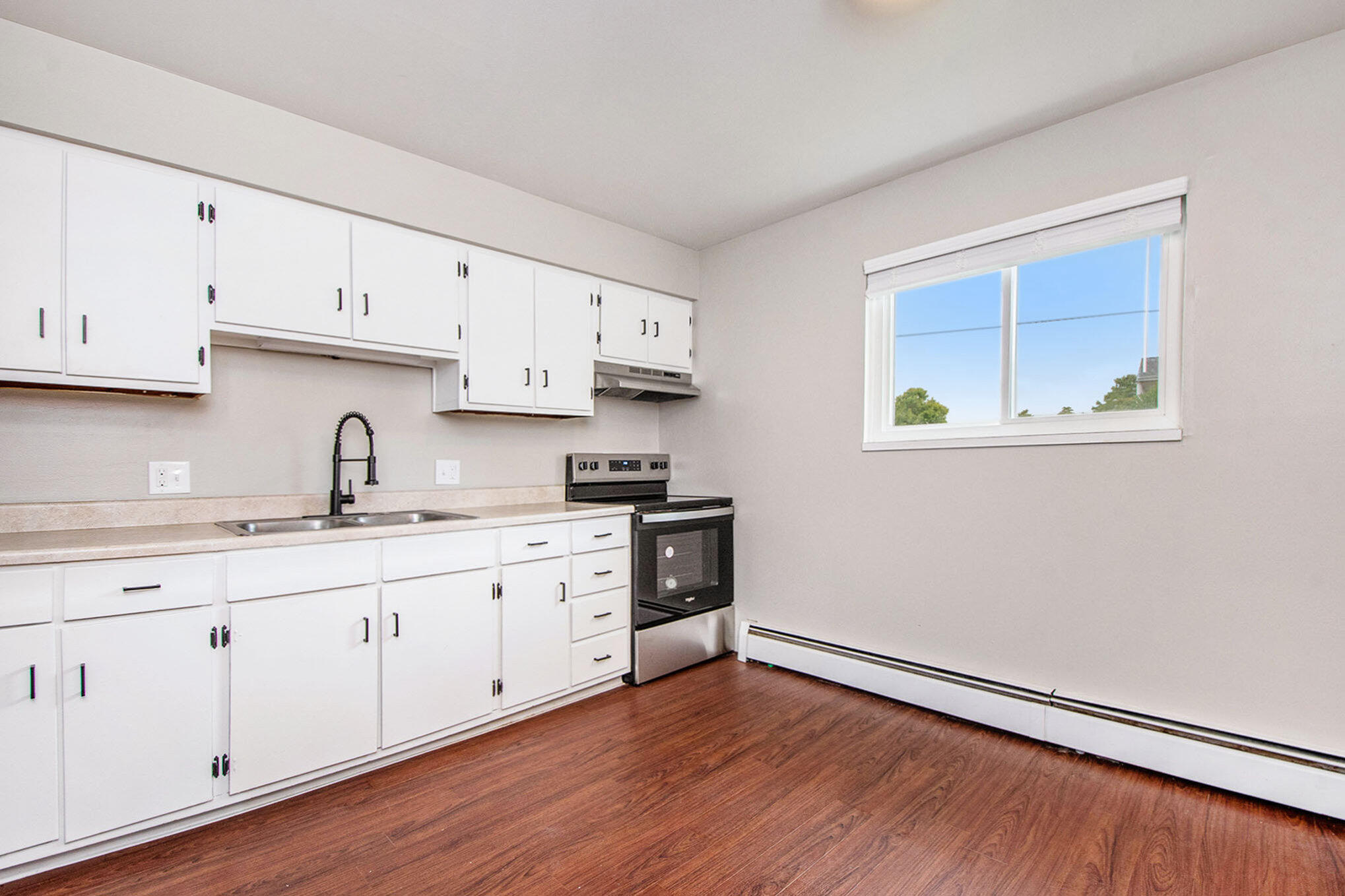 168 & 171 Valley Vista Drive SE