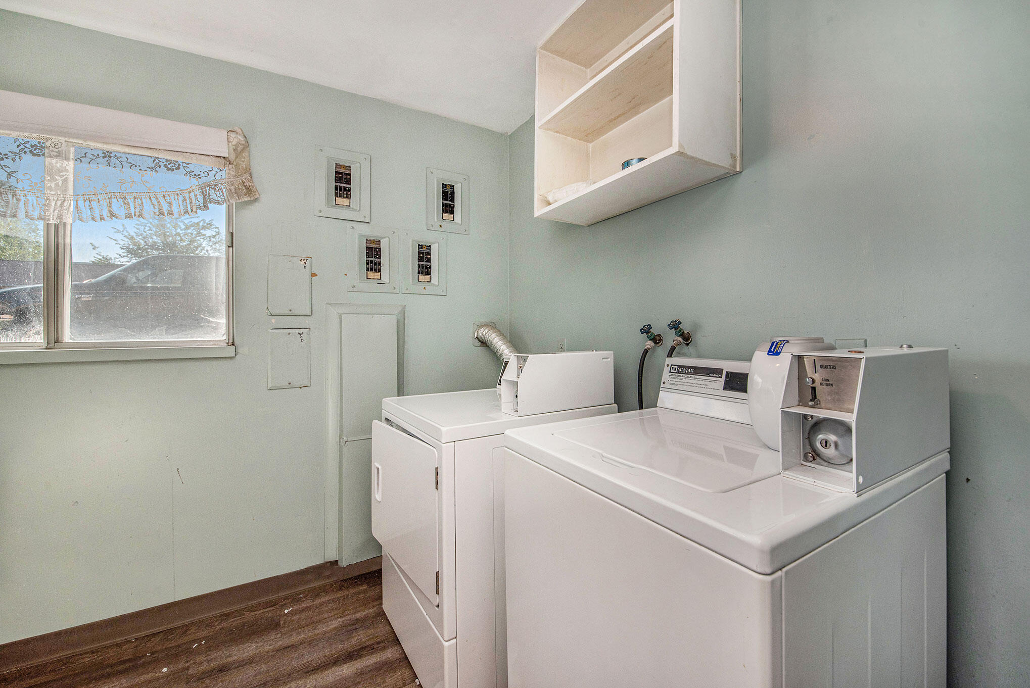 168 & 171 Valley Vista Drive SE