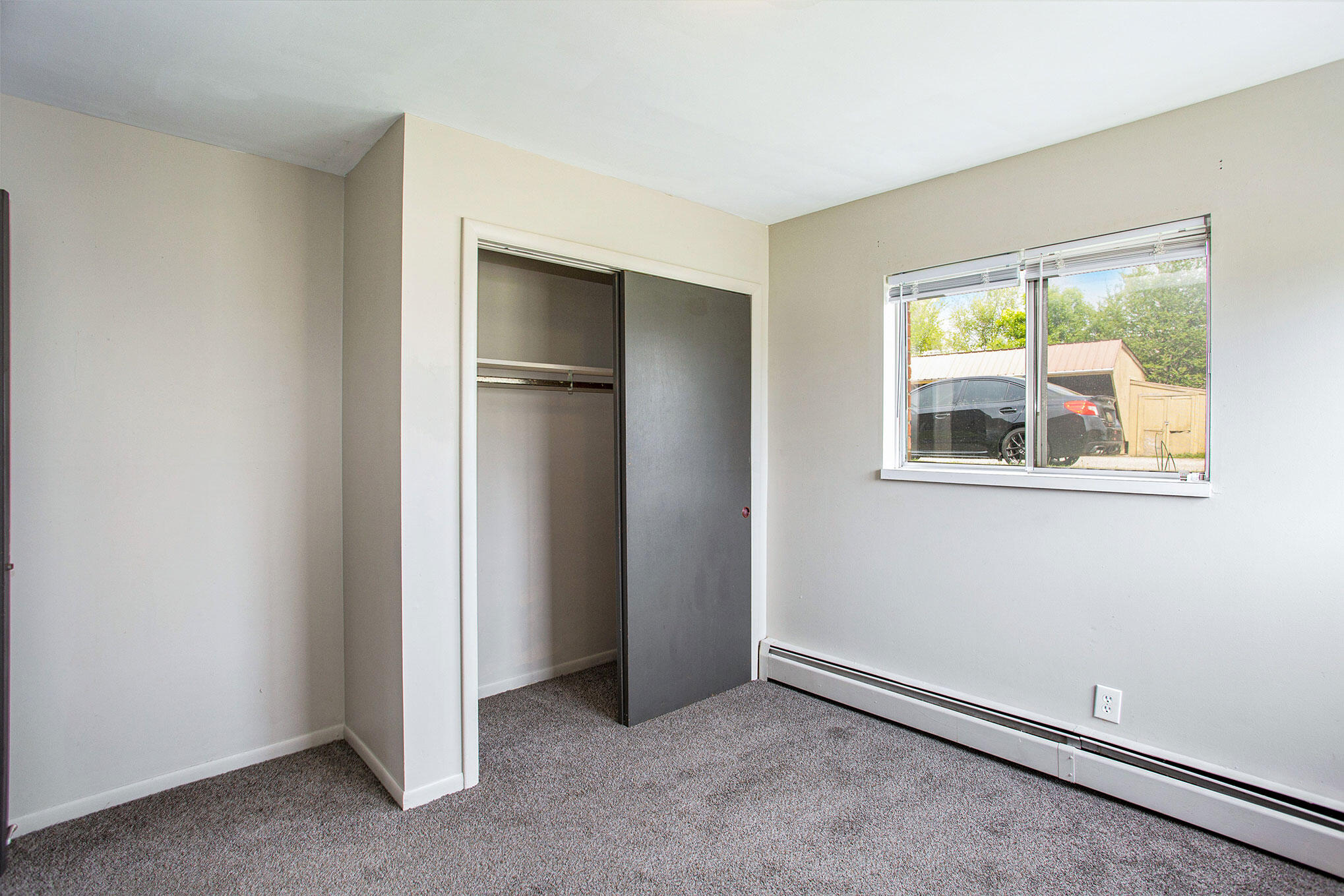 168 & 171 Valley Vista Drive SE