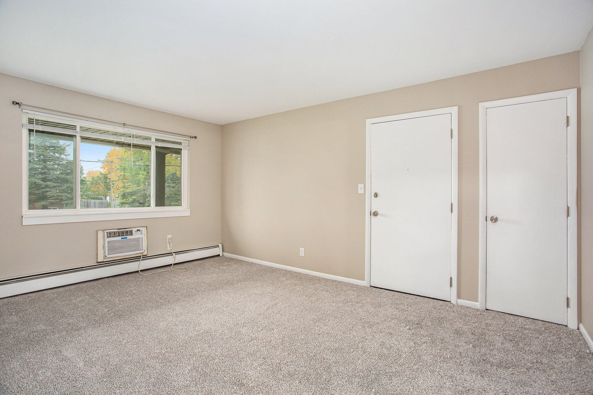 168 & 171 Valley Vista Drive SE