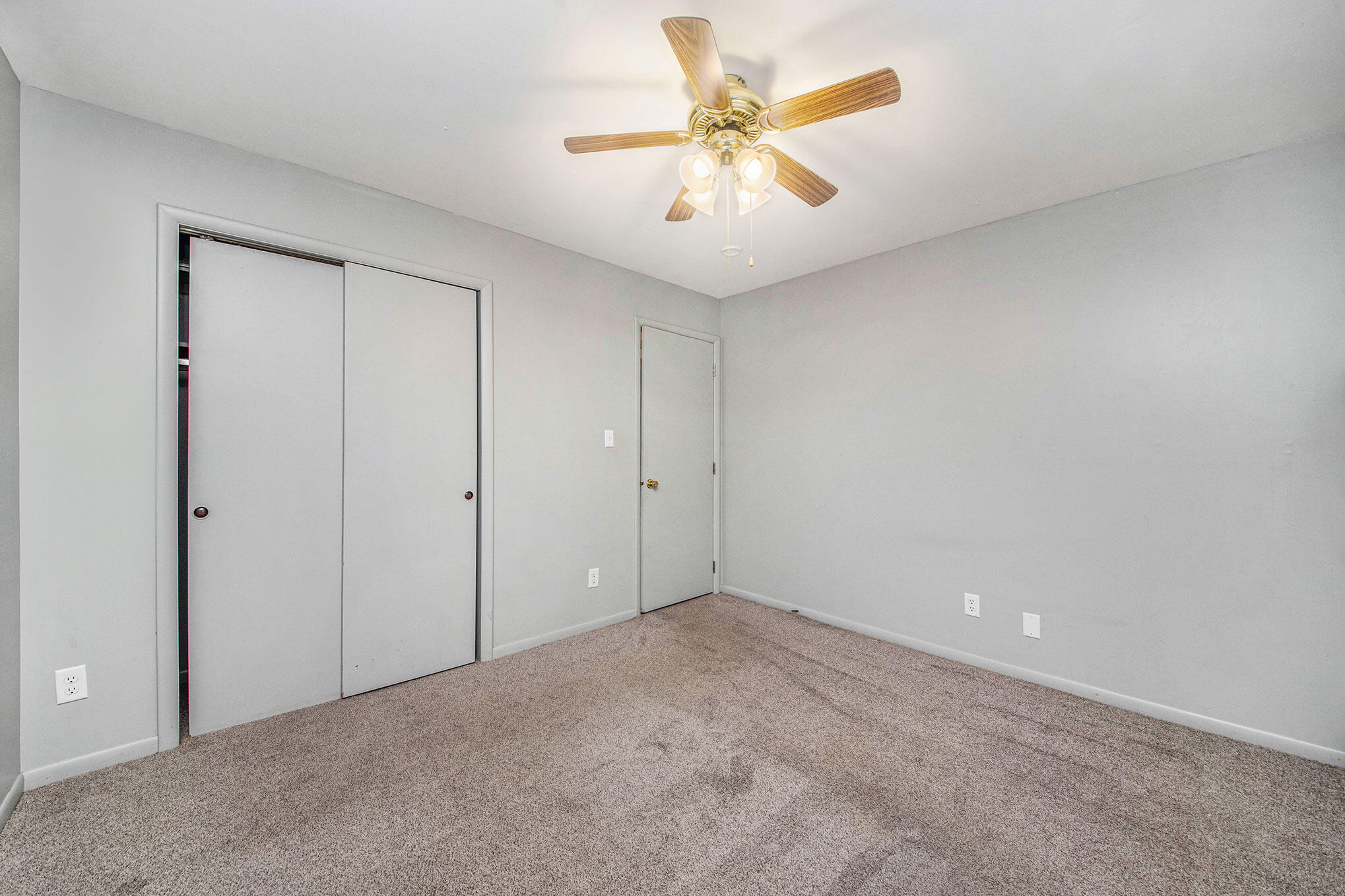 168 & 171 Valley Vista Drive SE