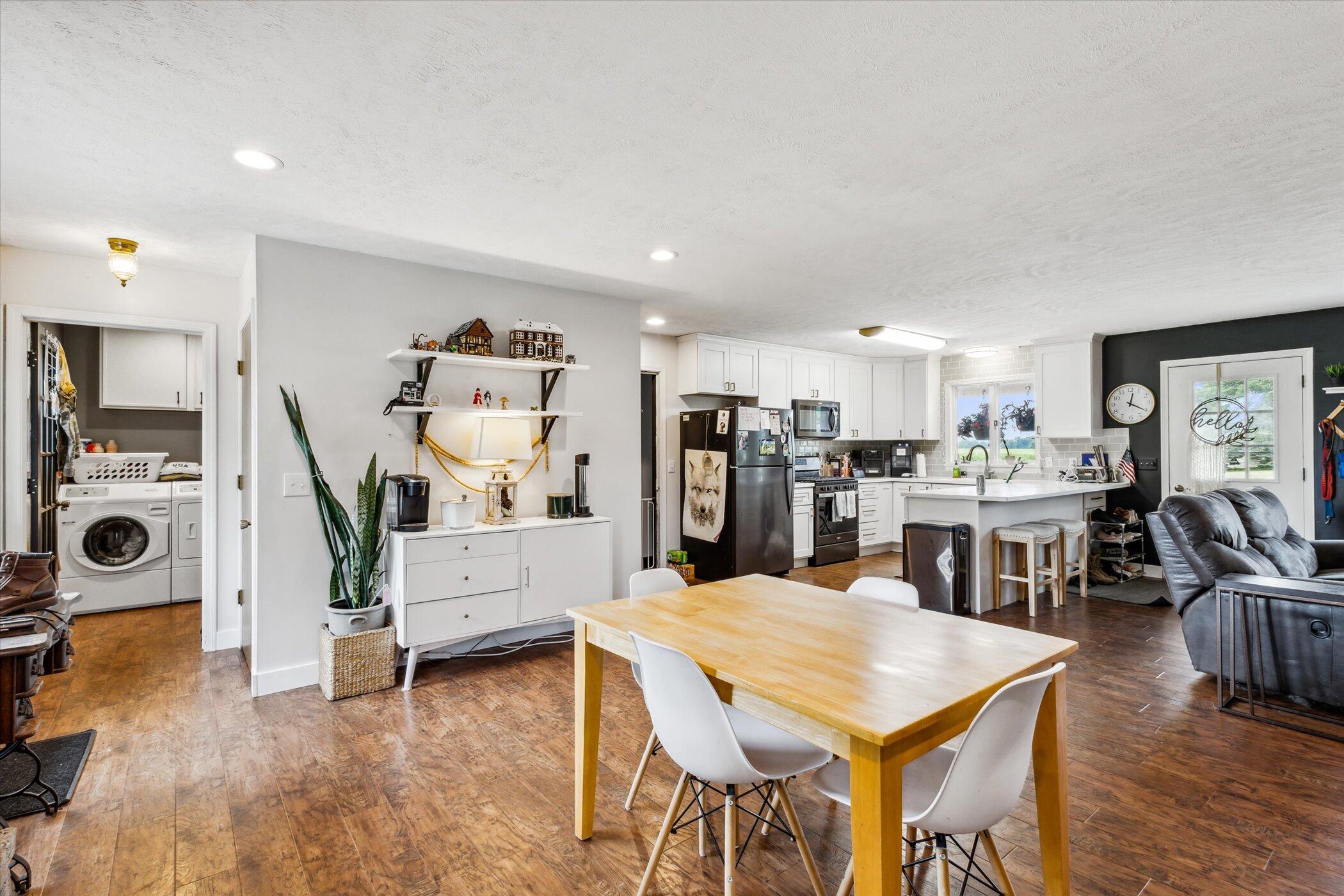 6047 108th Street