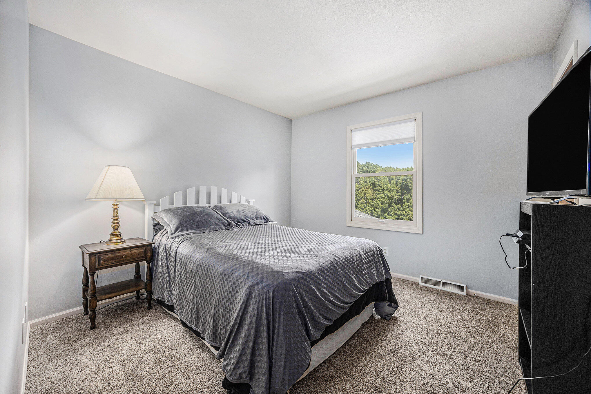 1828 Camille Drive SE