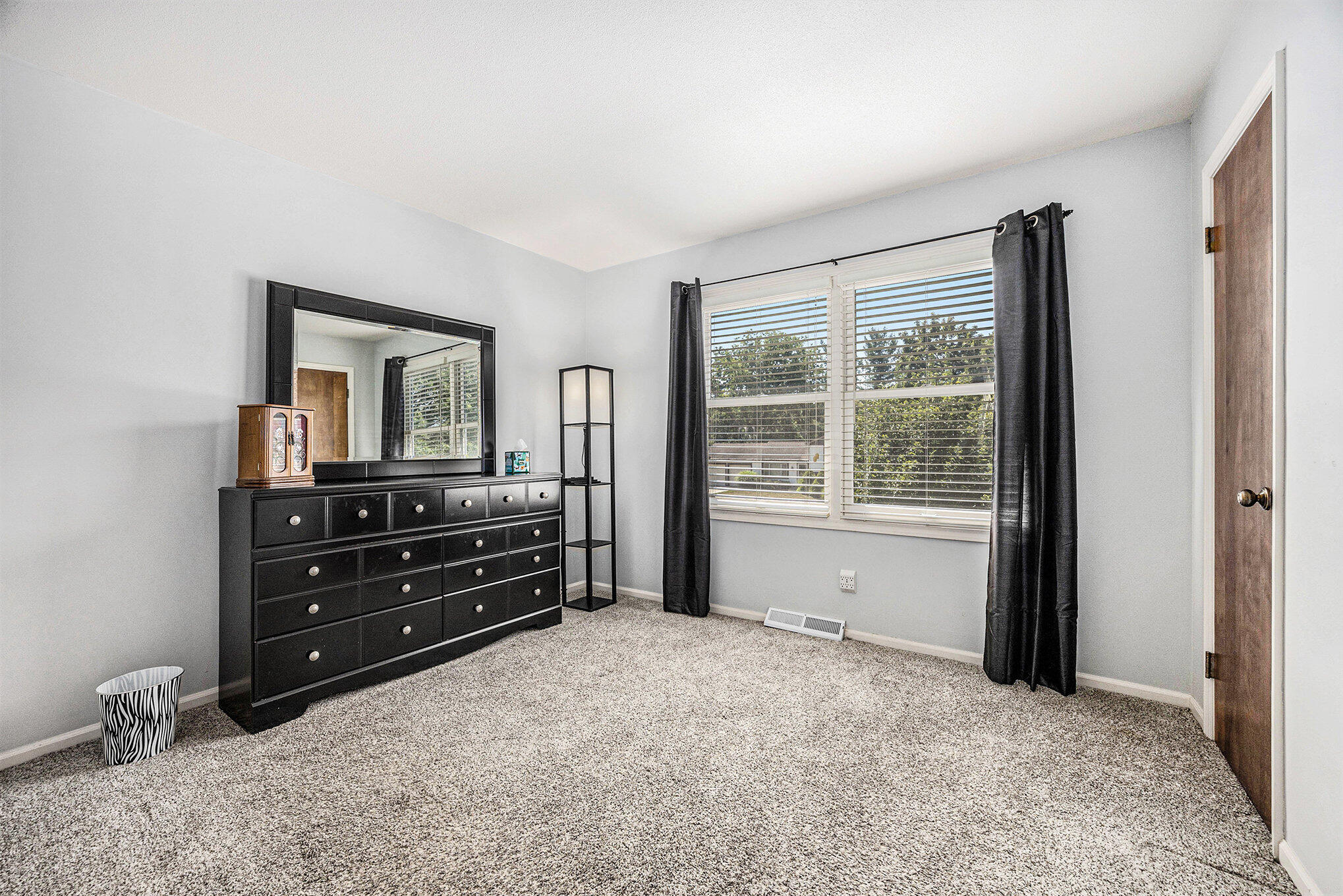 1828 Camille Drive SE