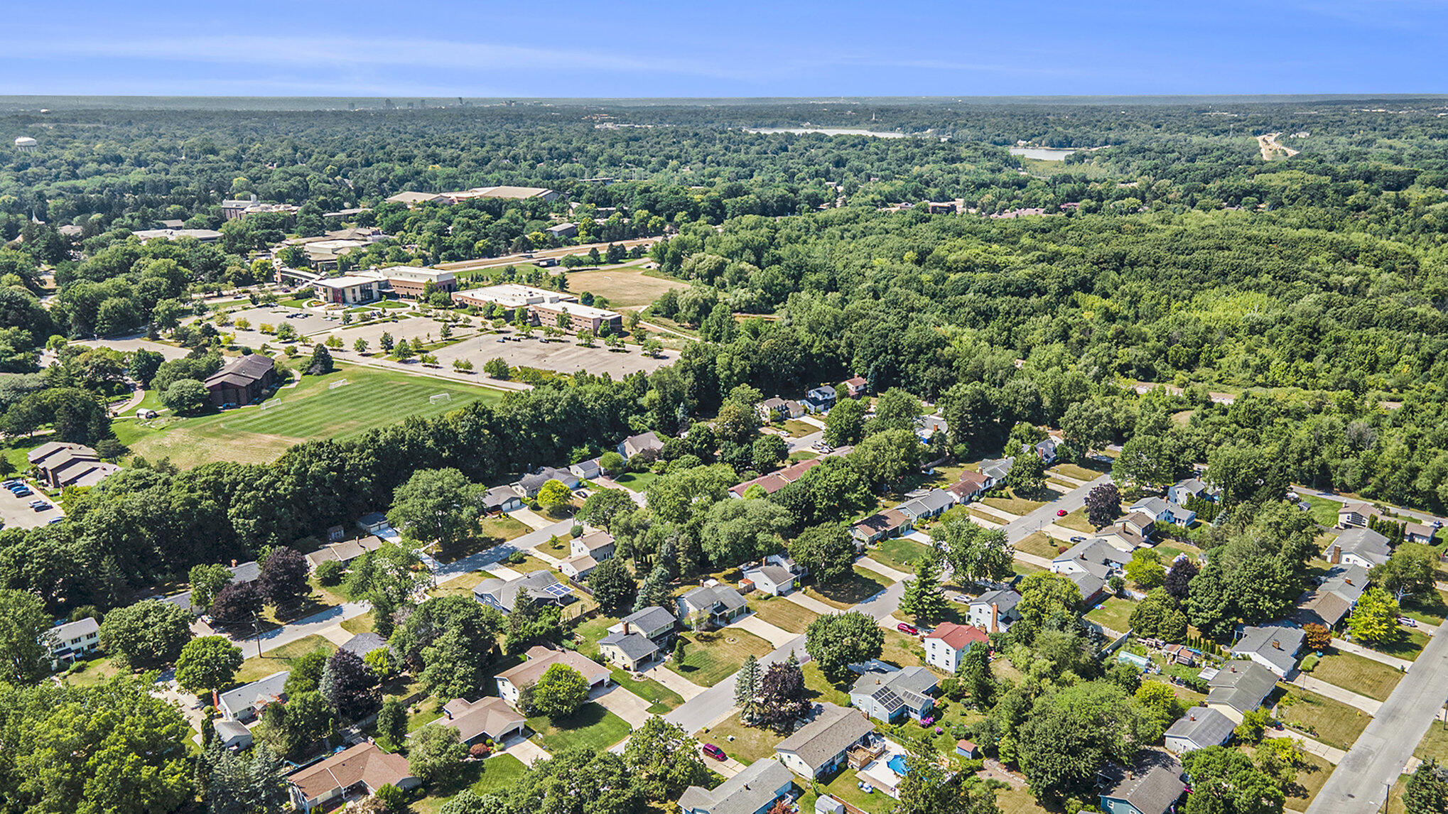 1828 Camille Drive SE