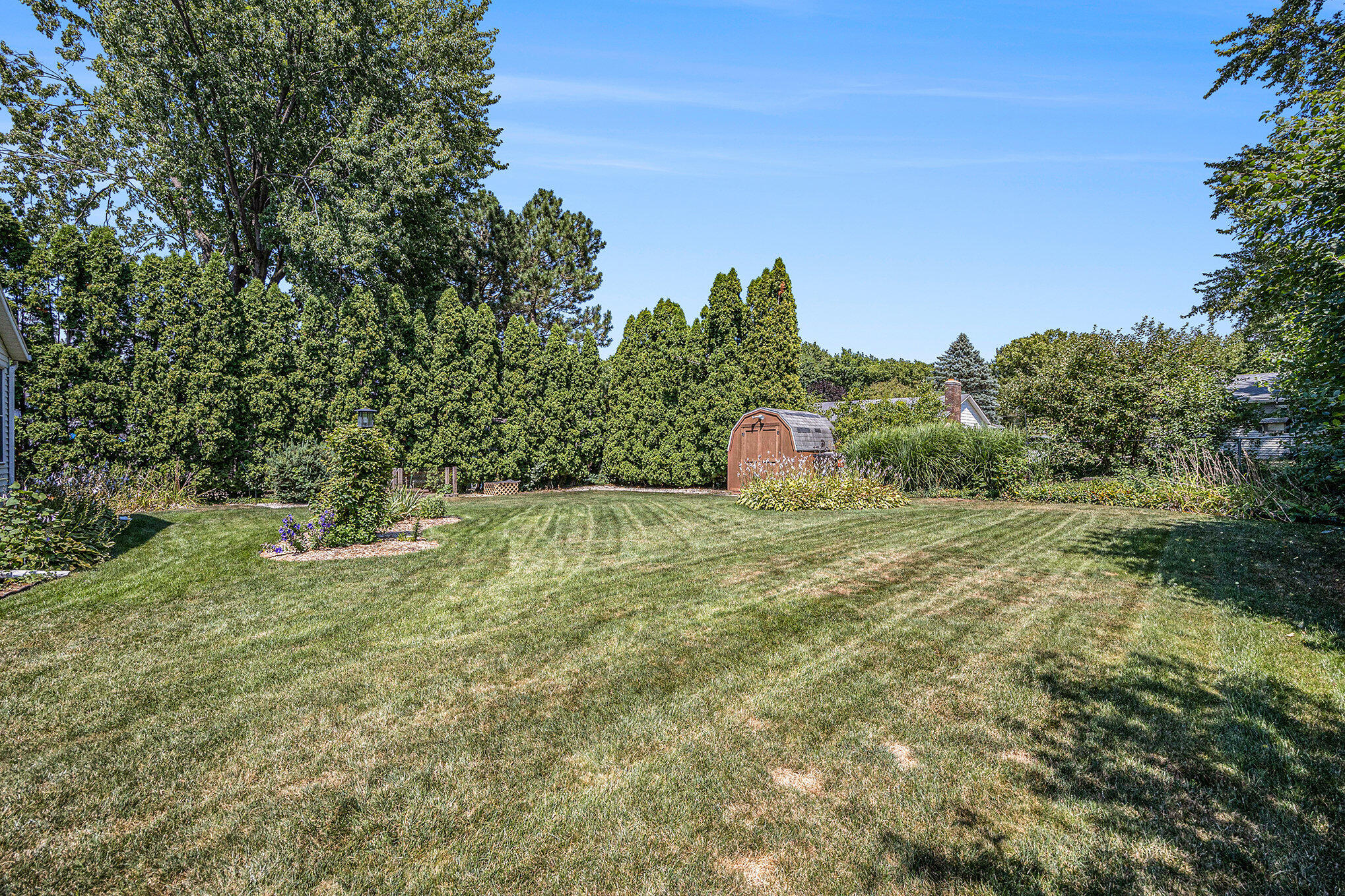 1828 Camille Drive SE
