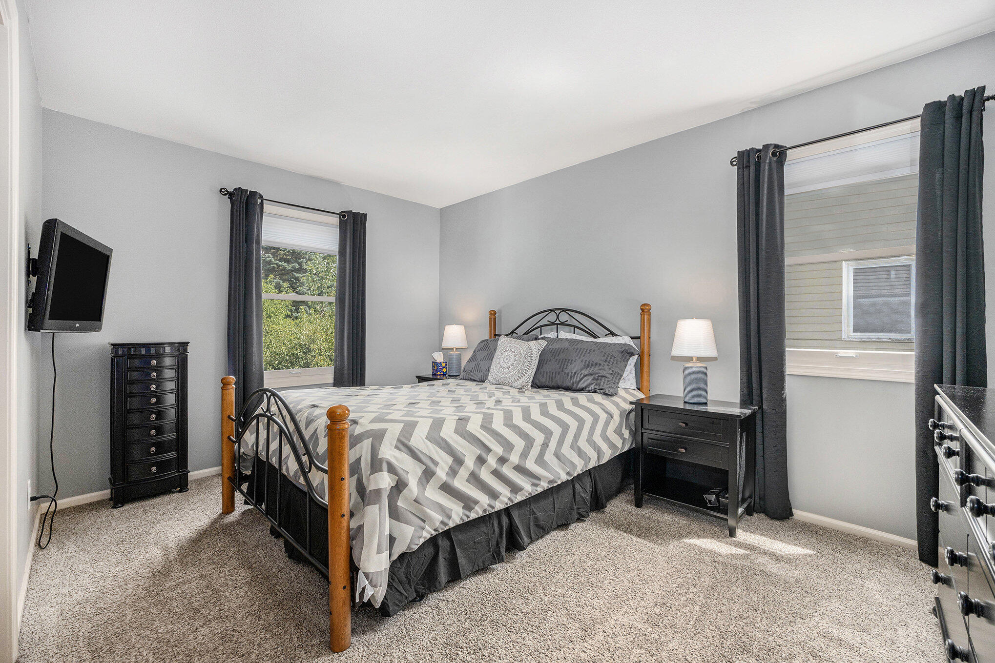 1828 Camille Drive SE