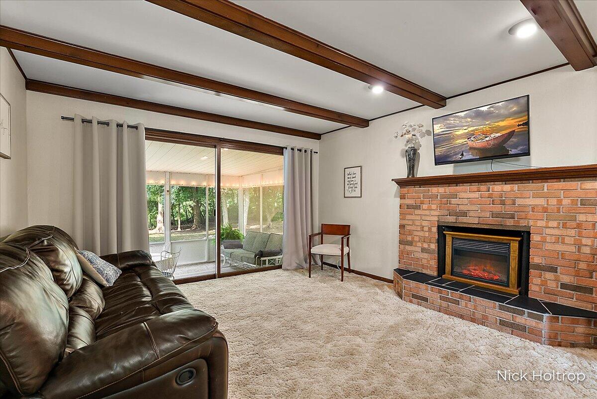 1974 Greenwoods Drive