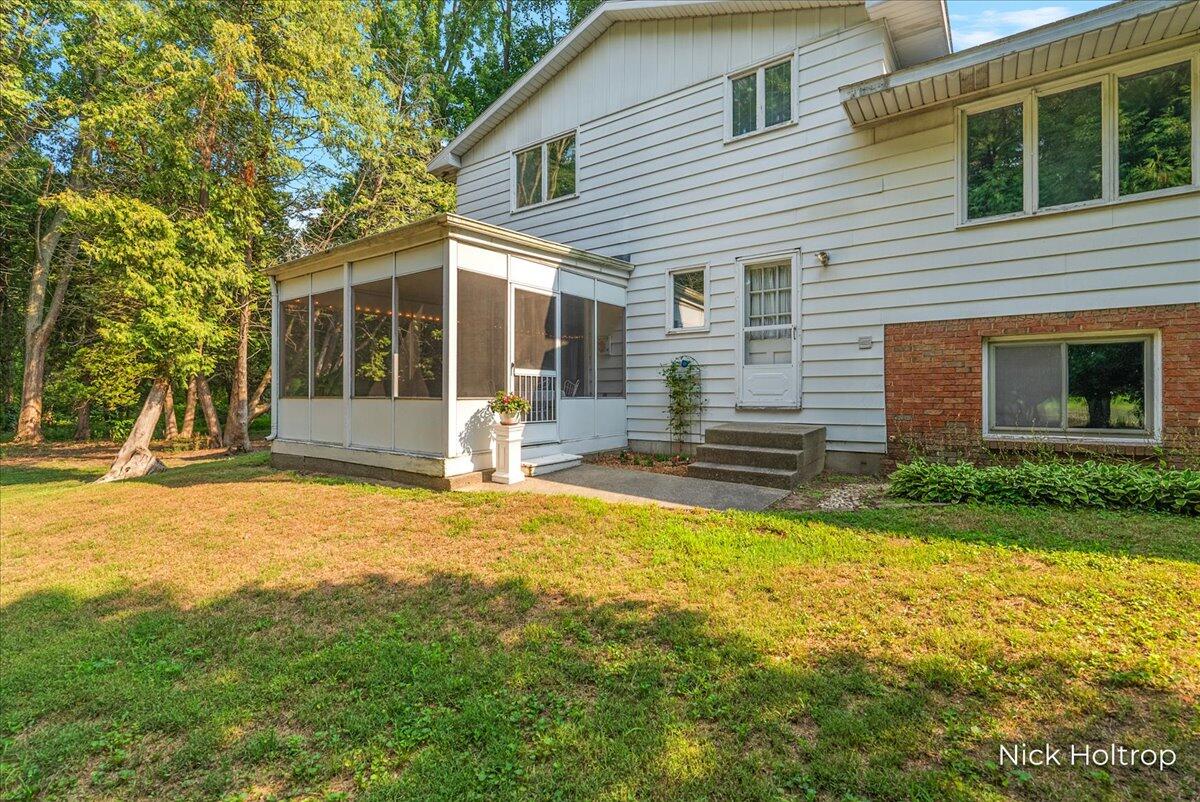 1974 Greenwoods Drive