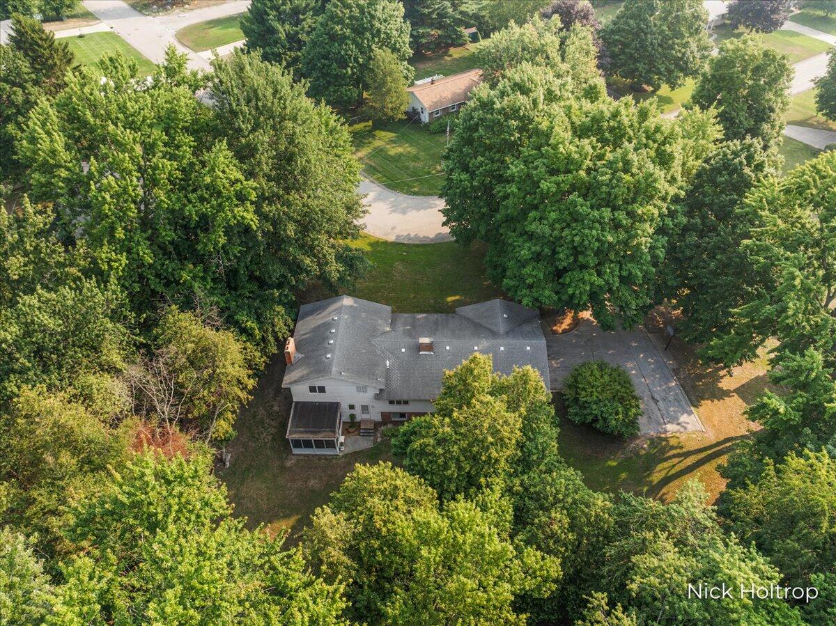 1974 Greenwoods Drive