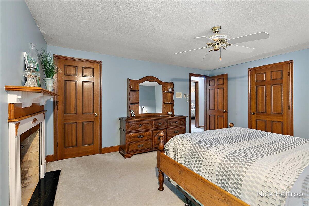 1974 Greenwoods Drive