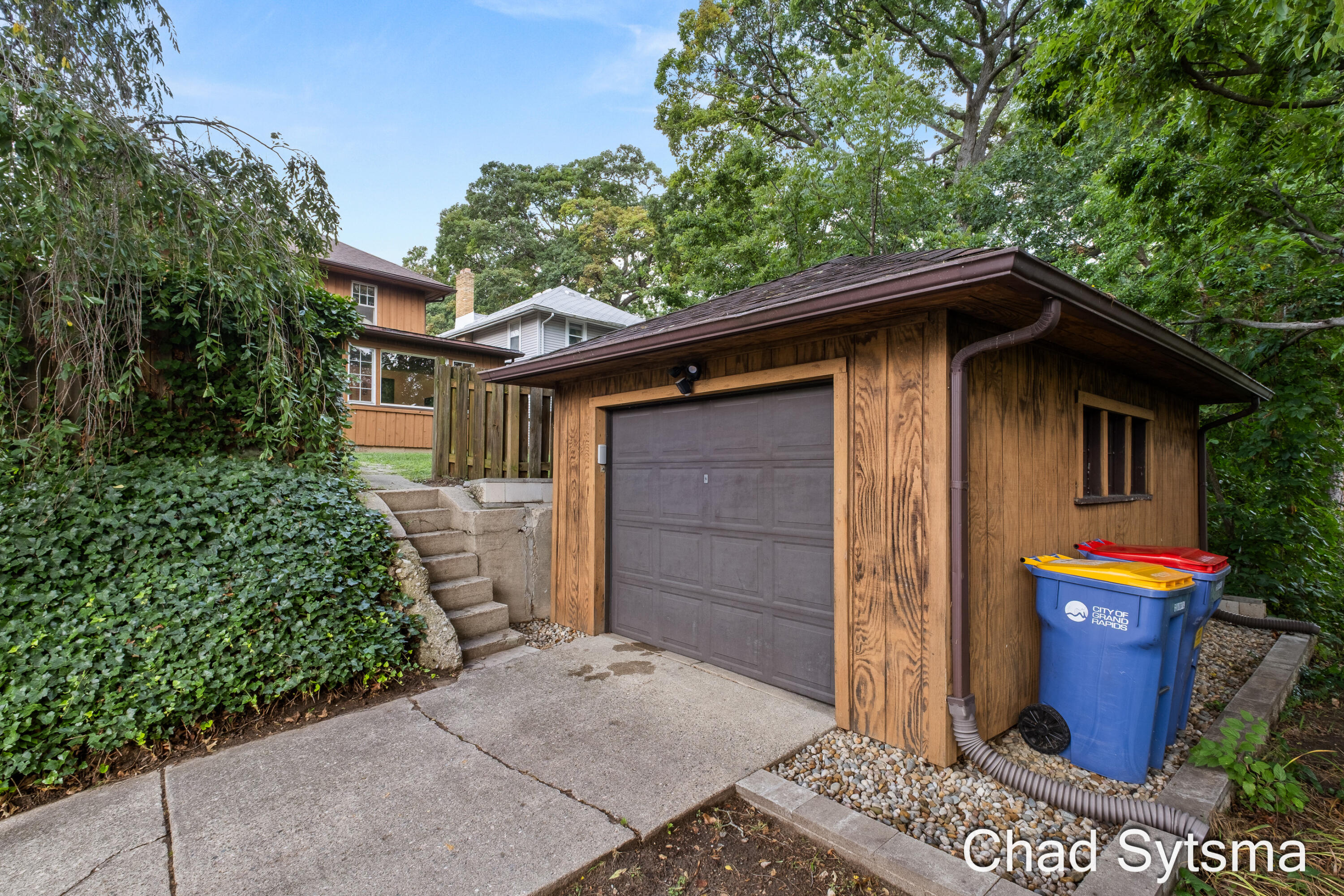 1350 Calvin Avenue SE
