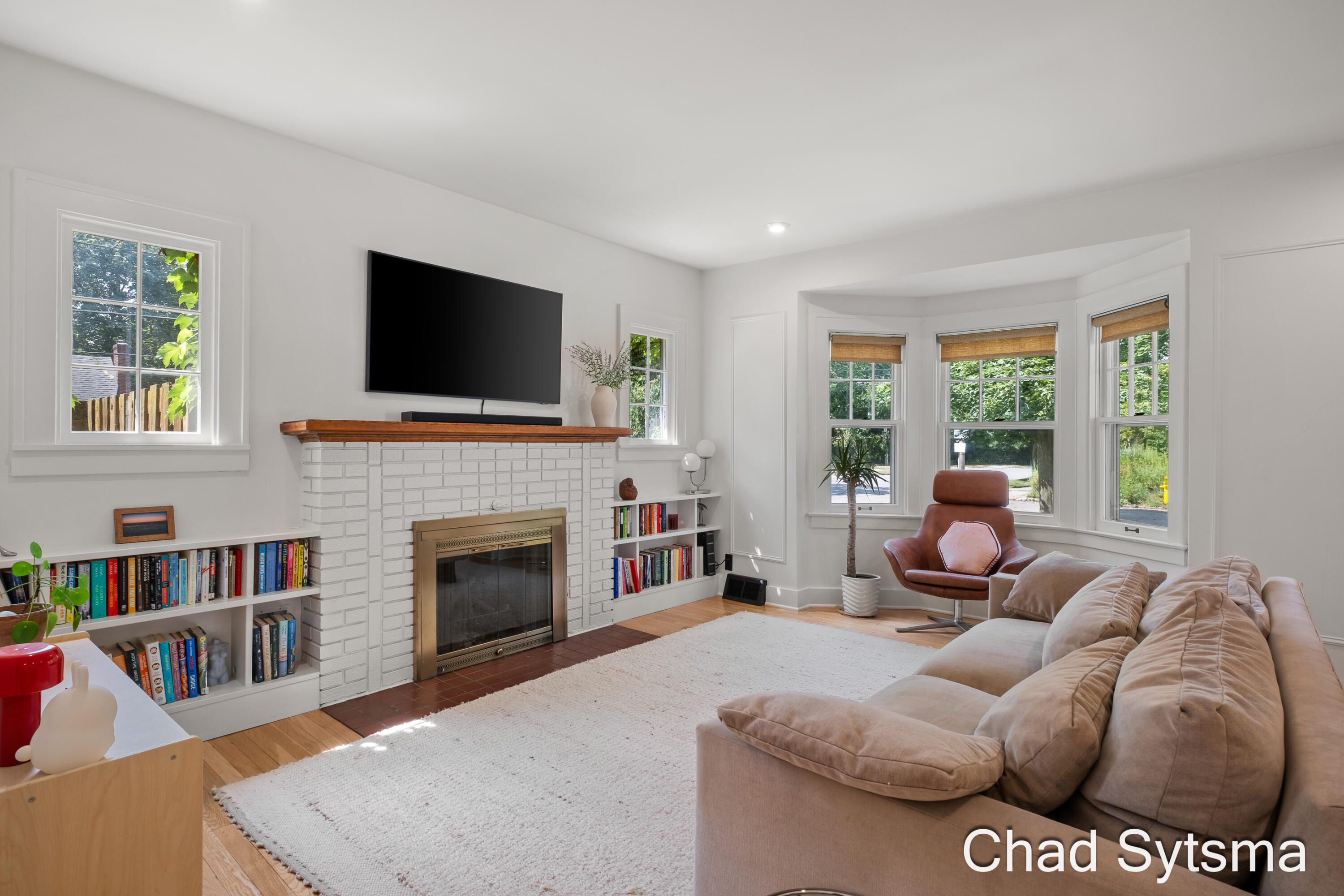 1350 Calvin Avenue SE