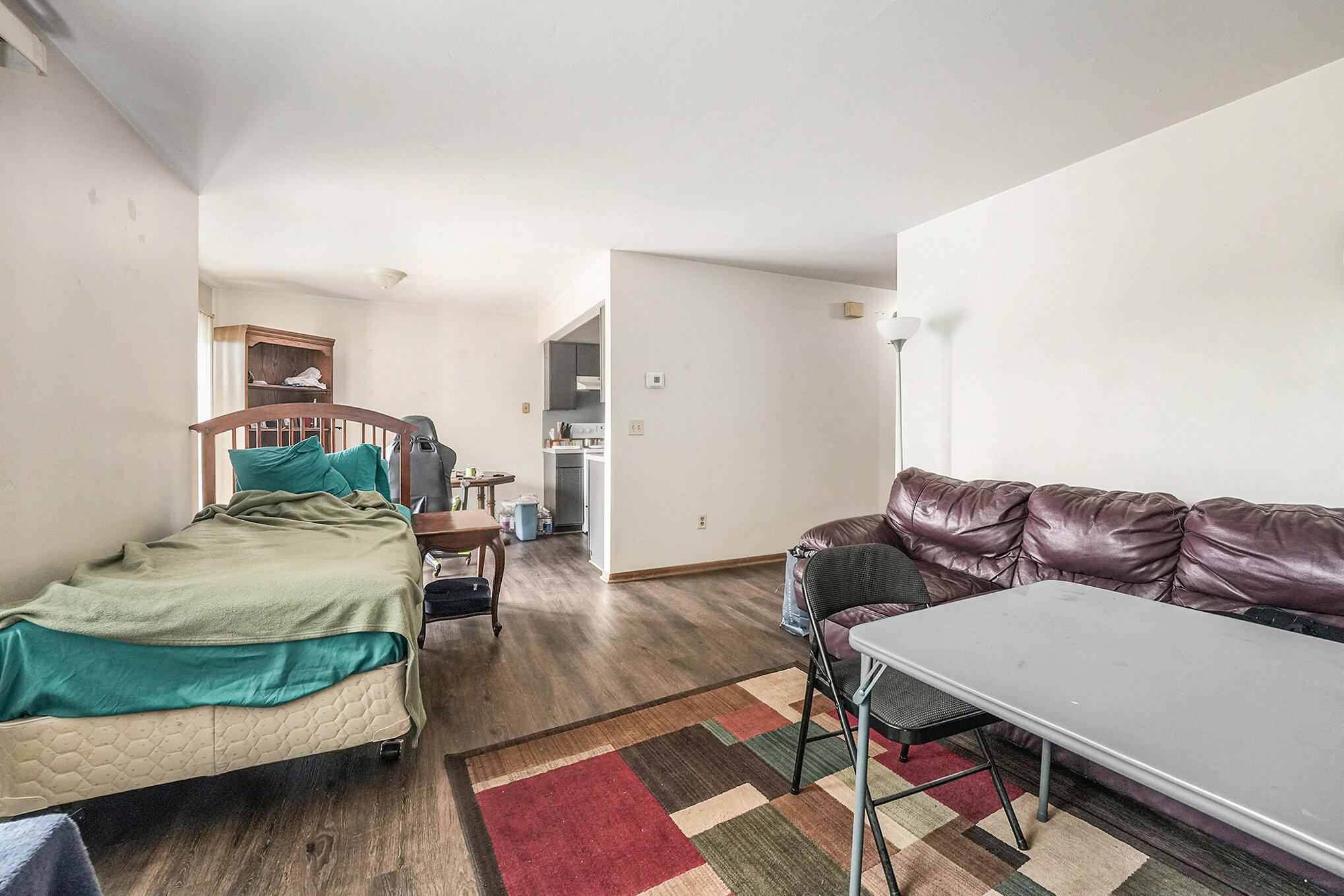 403 Stratford Way