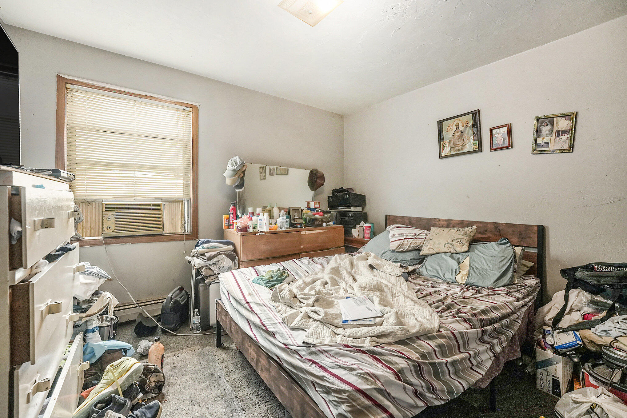 403 Stratford Way