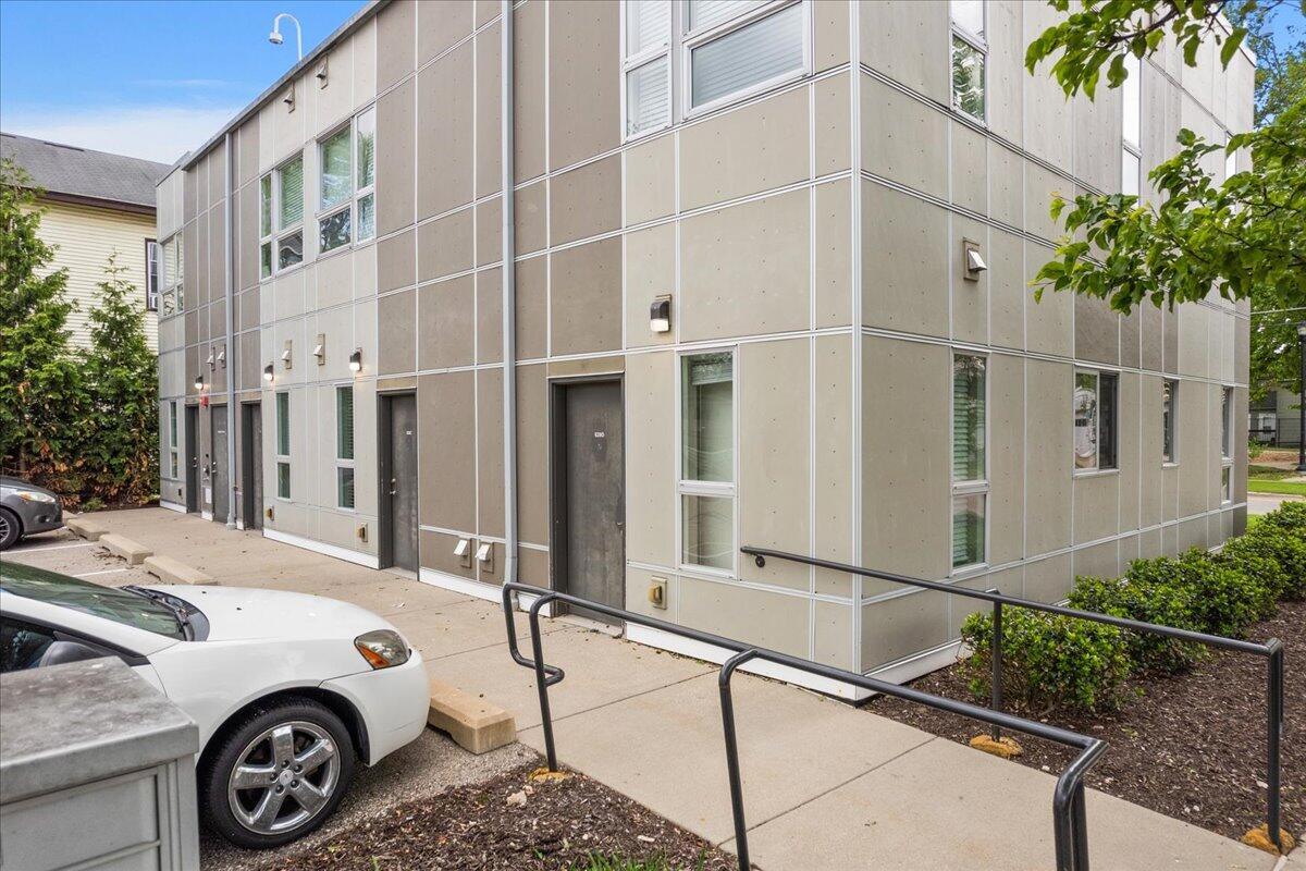 600 Douglas Street NW 620A