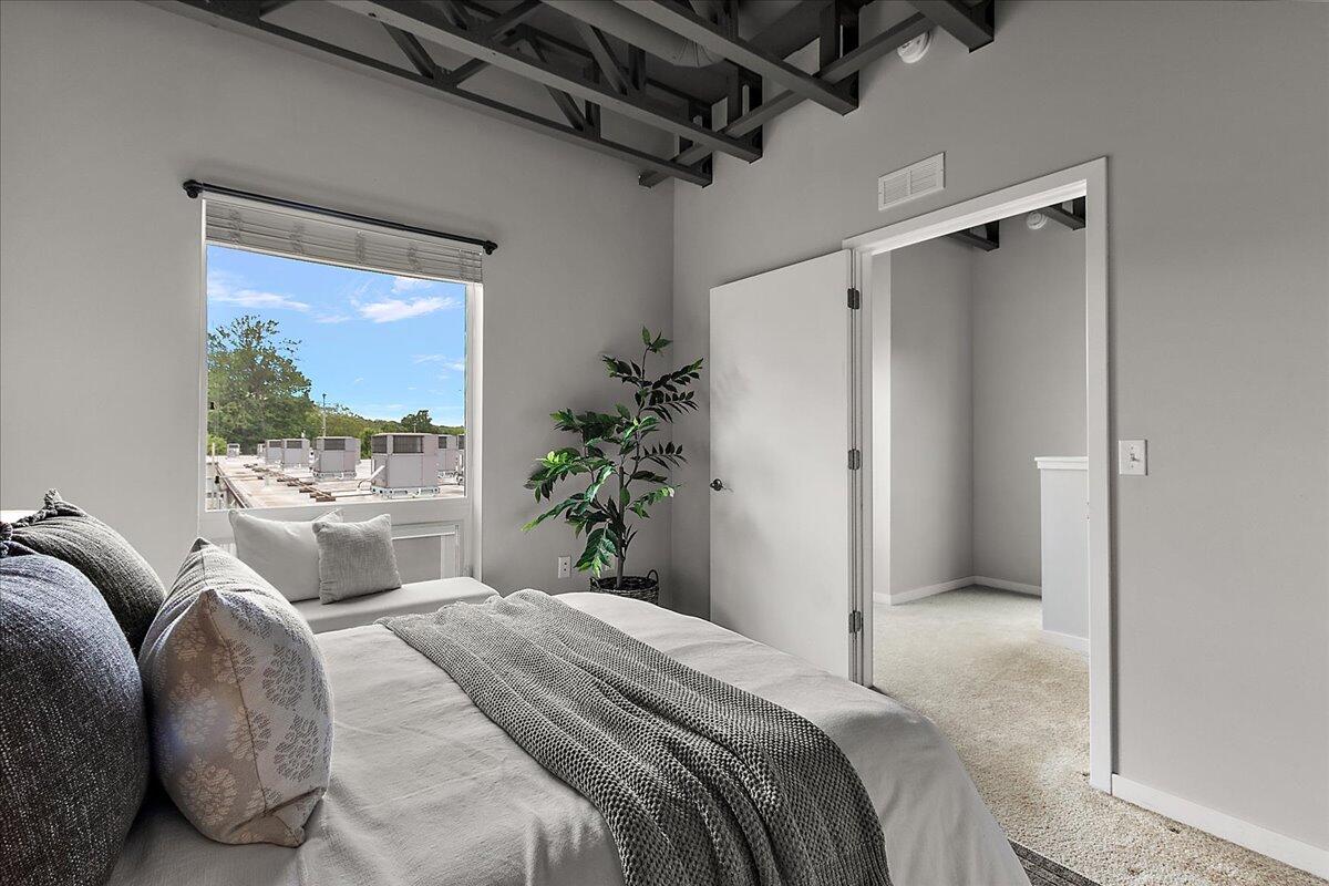 600 Douglas Street NW 600D