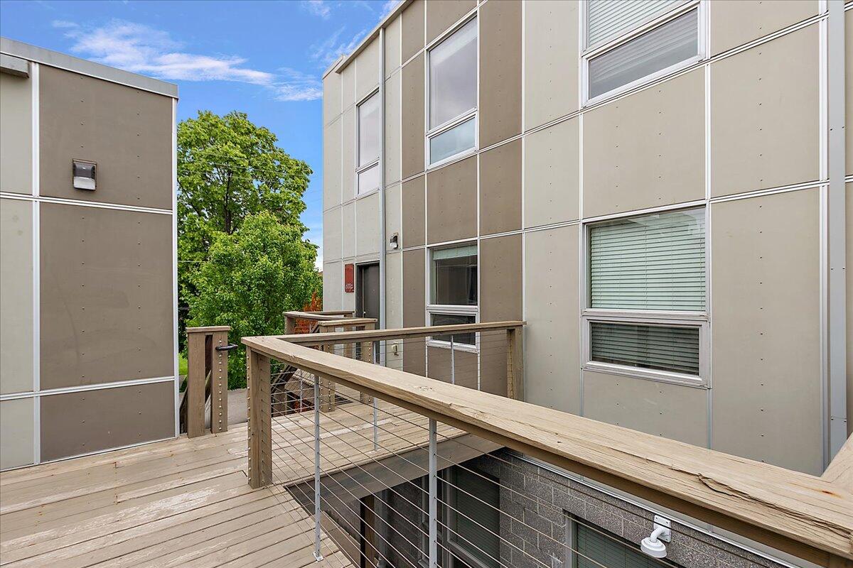 600 Douglas Street NW 600D
