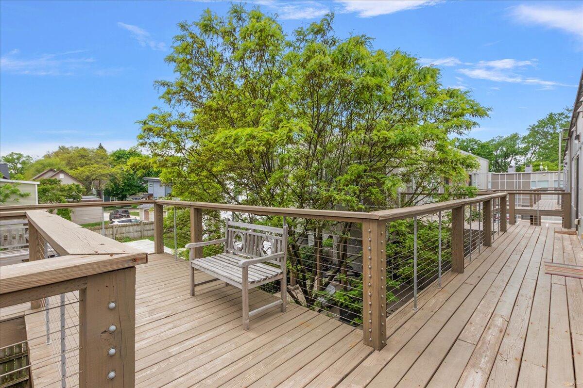 600 Douglas Street NW 600D