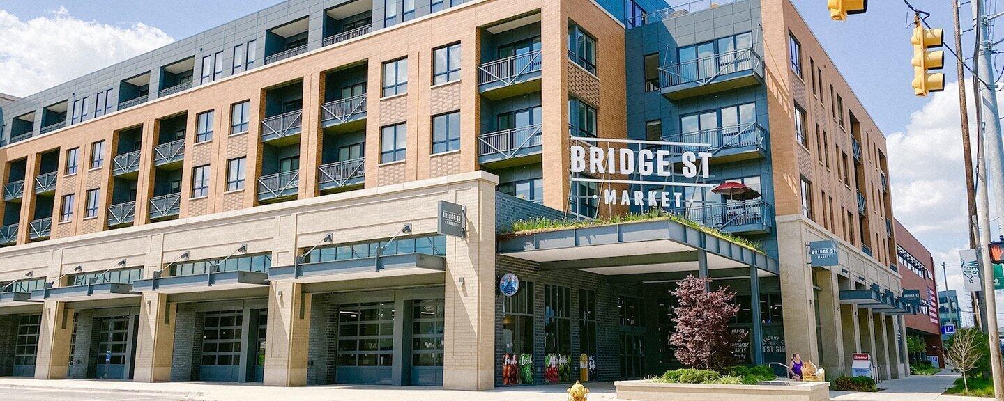 600 Douglas Street NW 600D