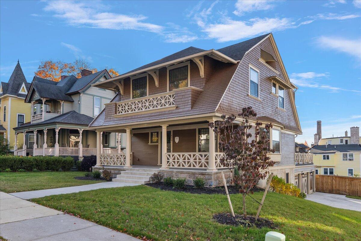 415 Prospect Avenue SE