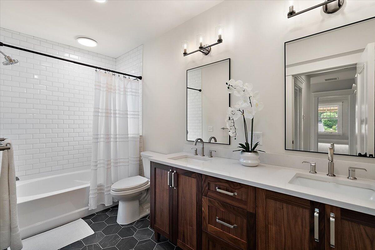 415 Prospect Avenue SE