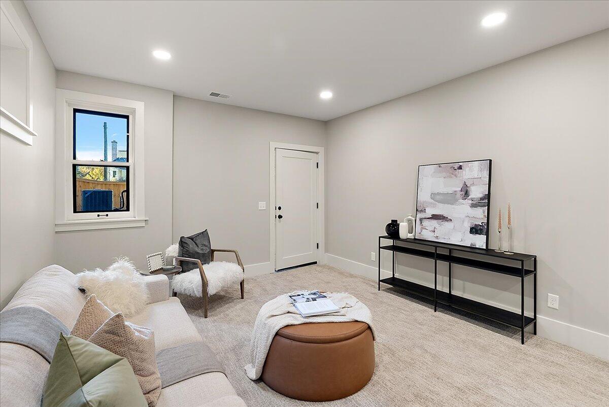 415 Prospect Avenue SE