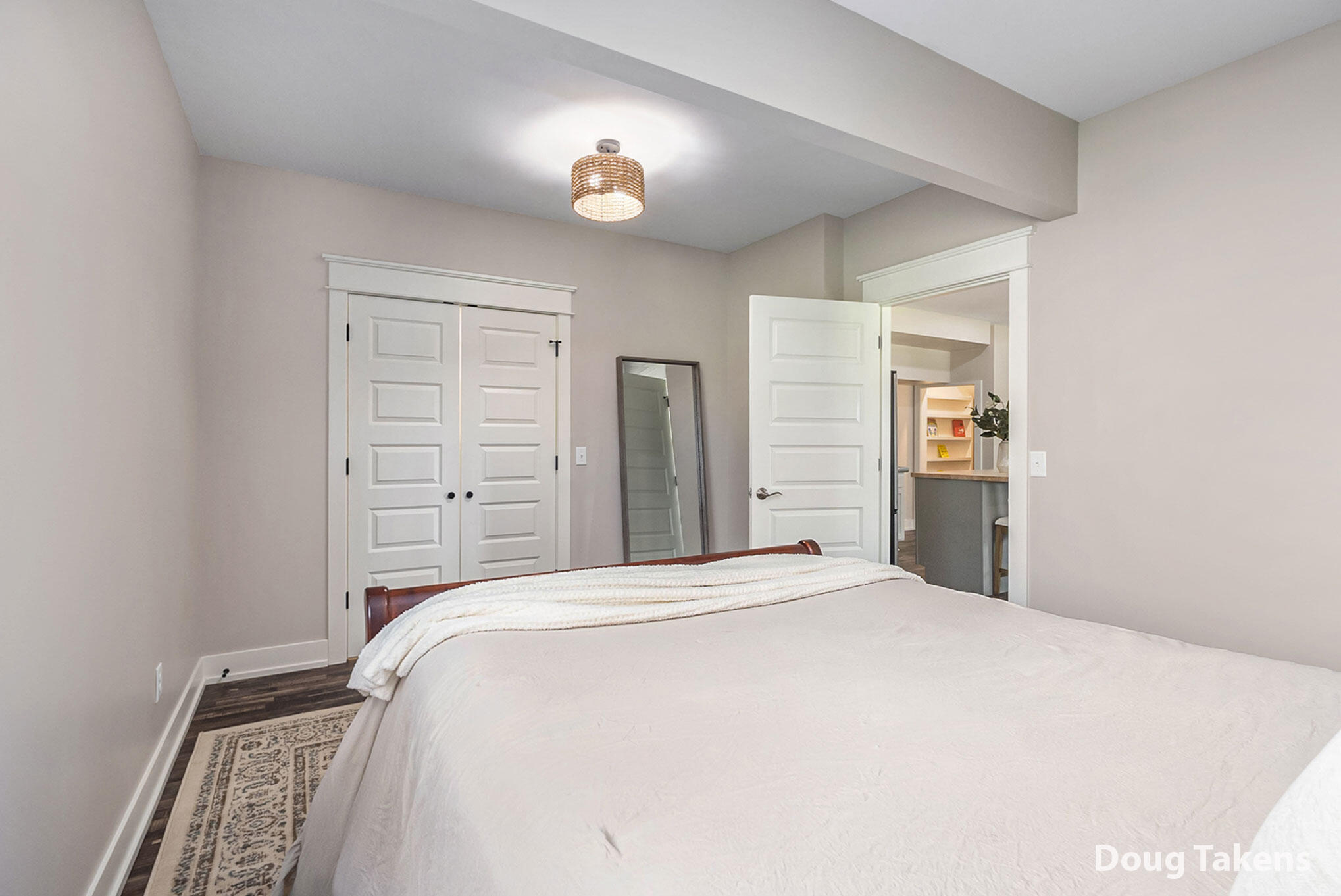 5356 Eagle Cove Drive