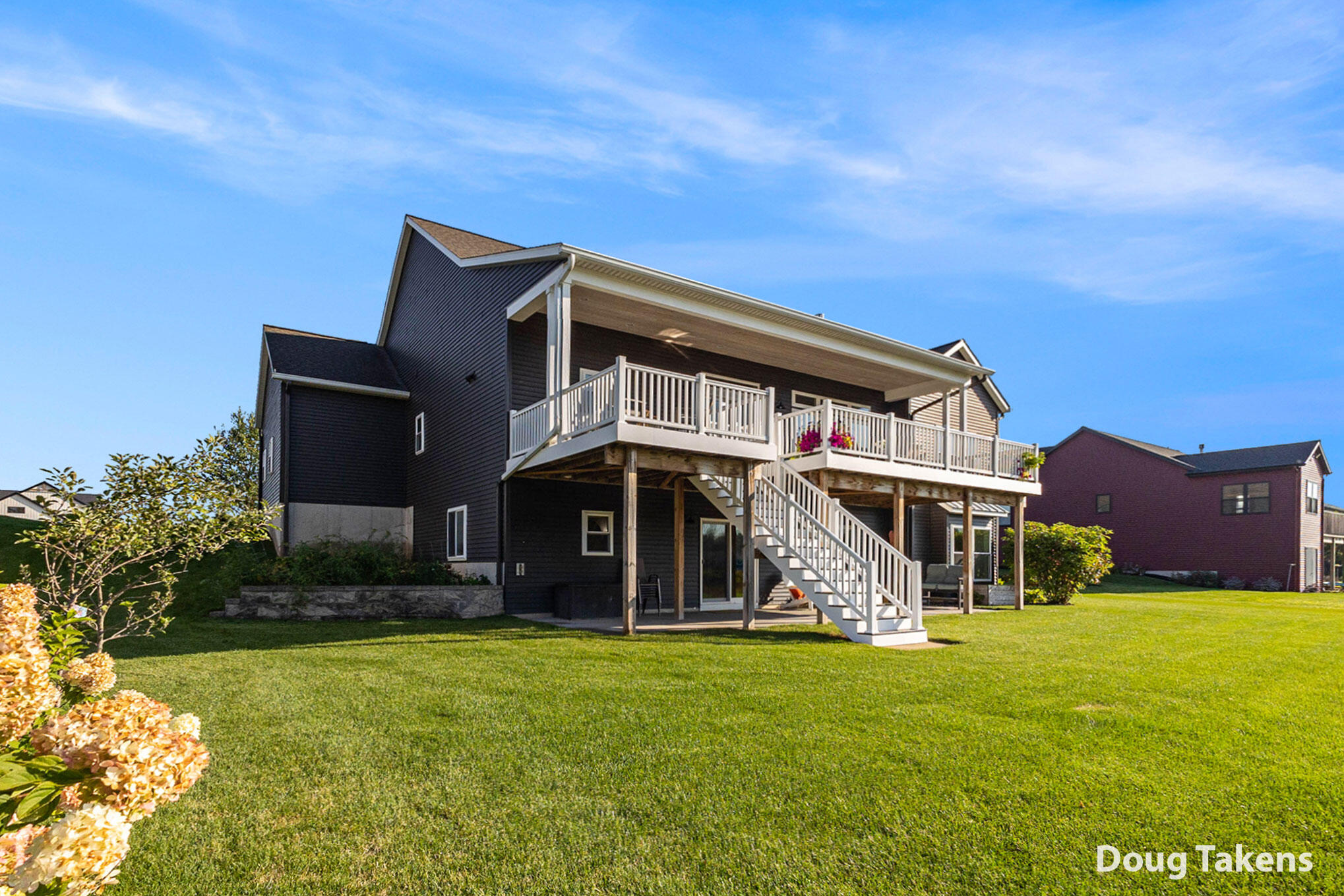 5356 Eagle Cove Drive