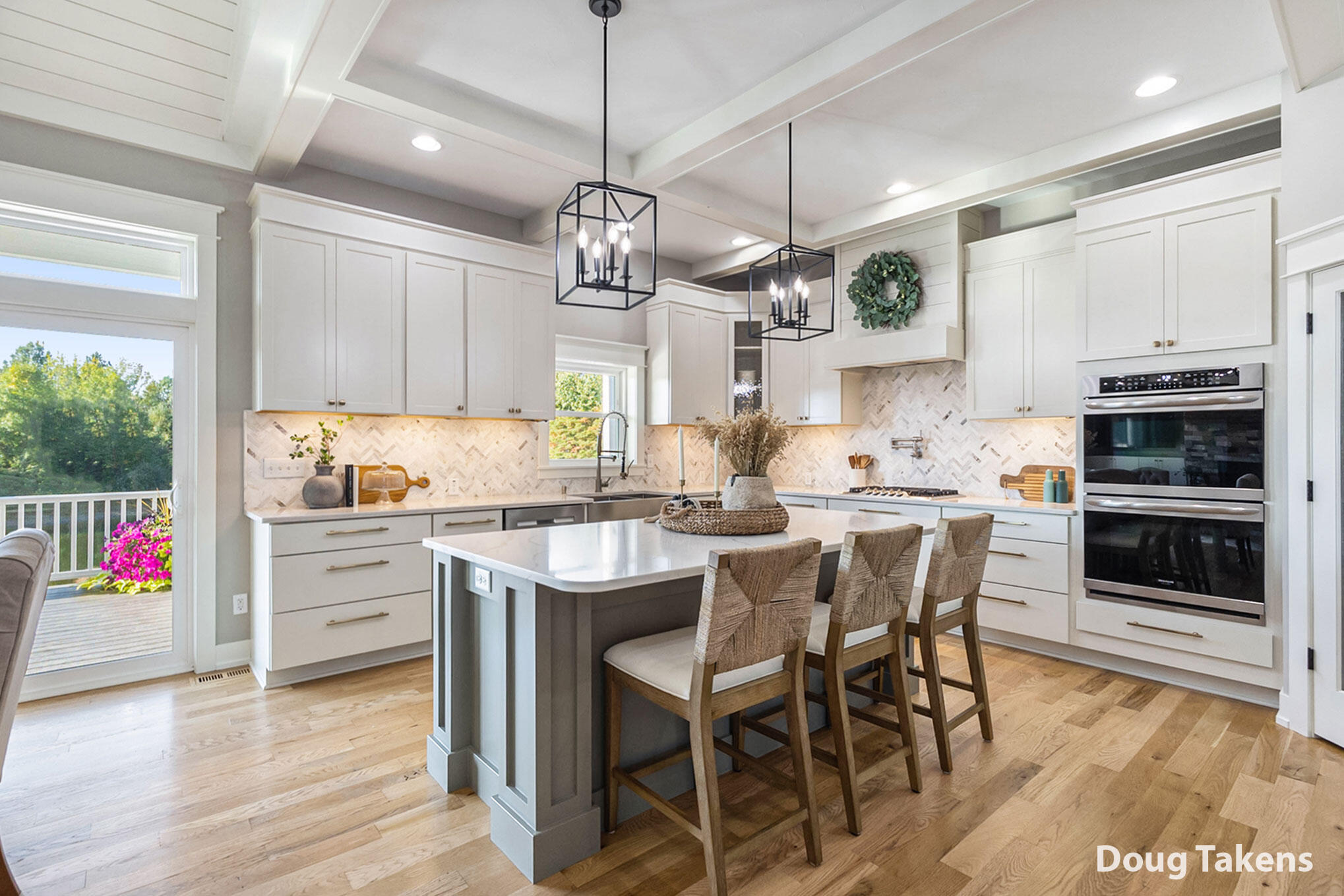 5356 Eagle Cove Drive