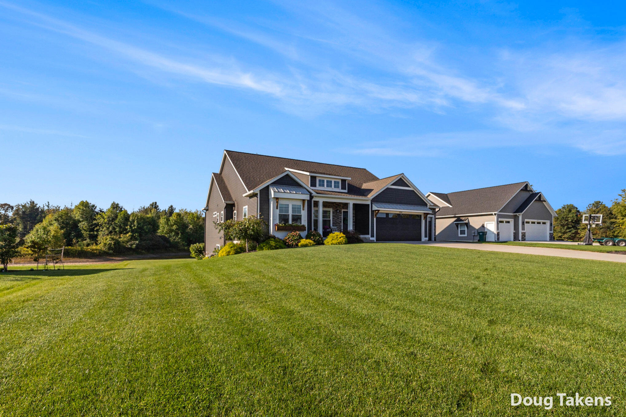 5356 Eagle Cove Drive