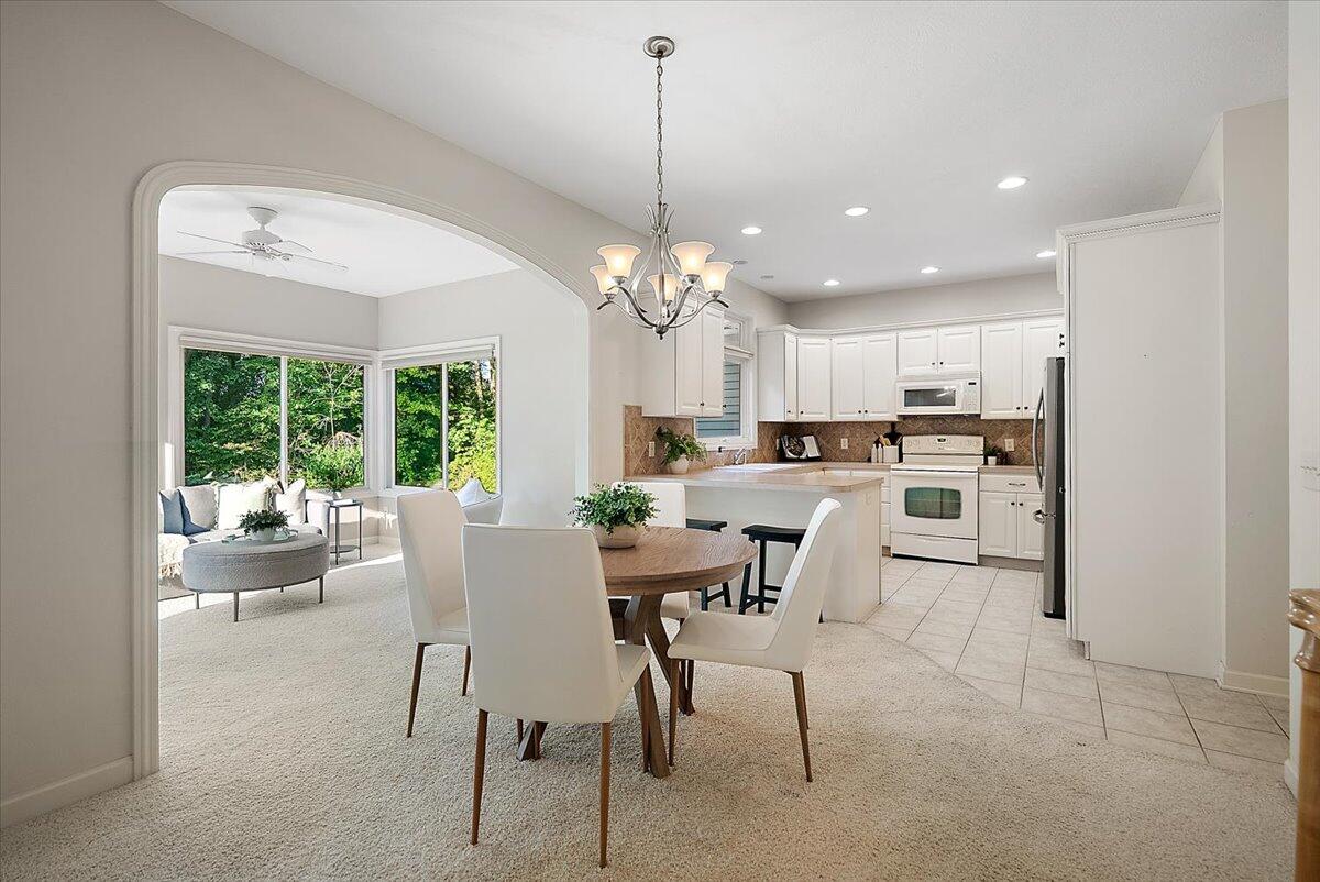 6561 Munstead Woods Drive 43