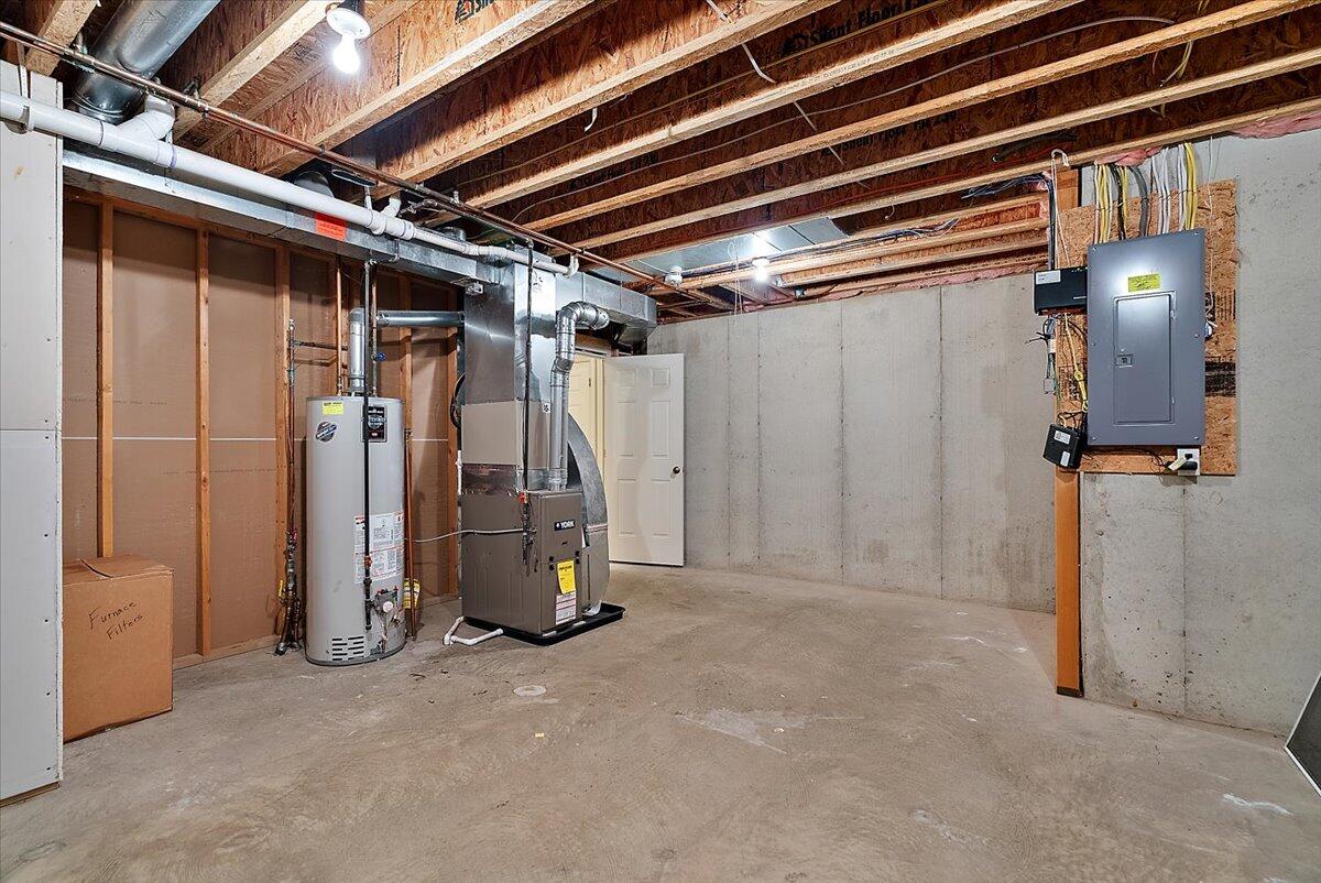 6561 Munstead Woods Drive 43