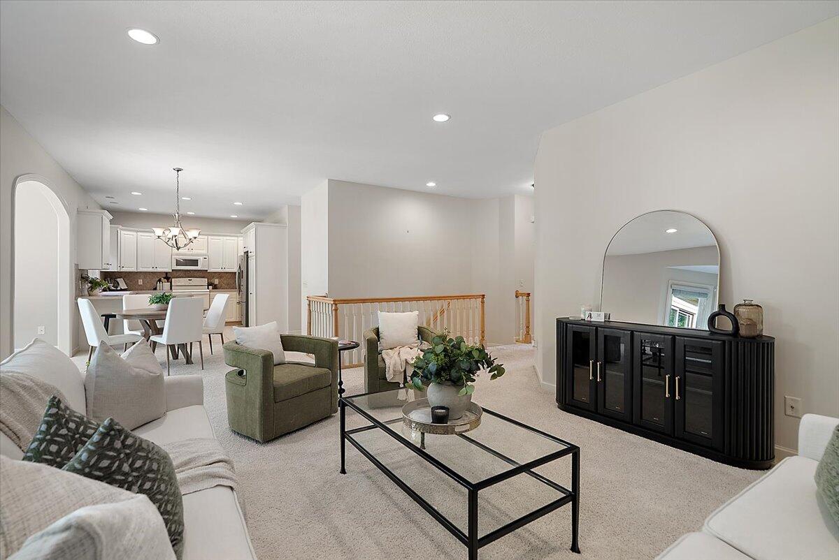 6561 Munstead Woods Drive 43
