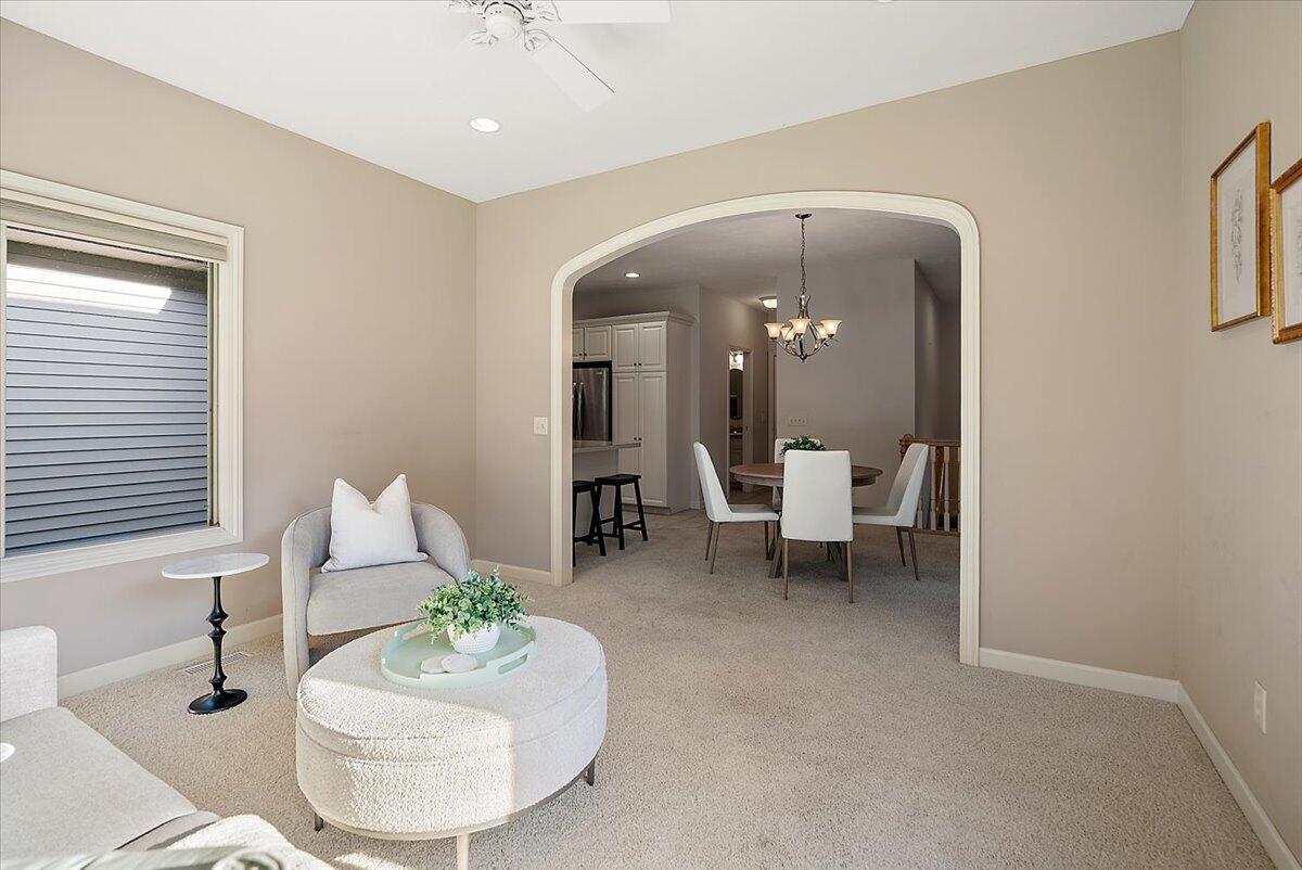 6561 Munstead Woods Drive 43