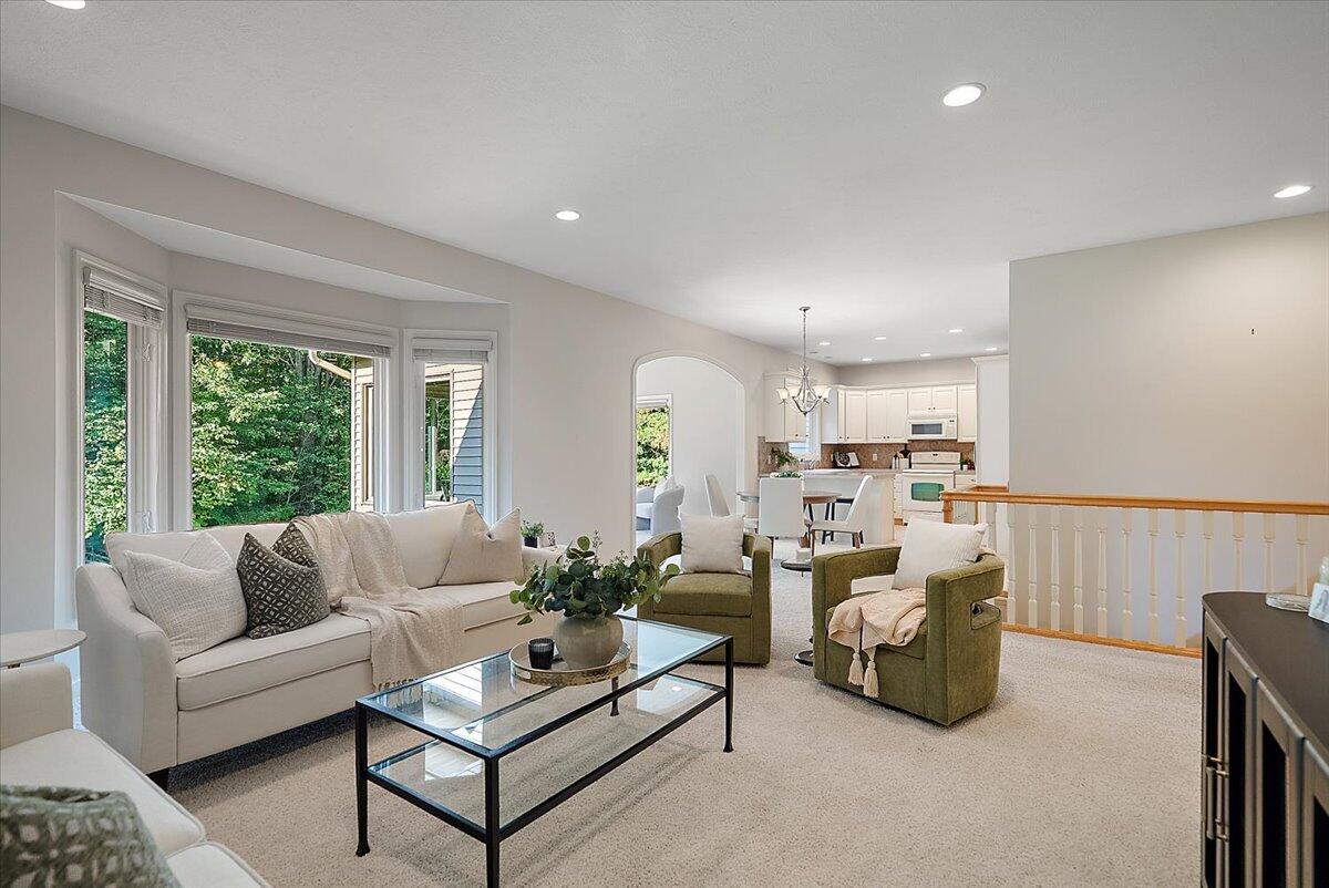 6561 Munstead Woods Drive 43