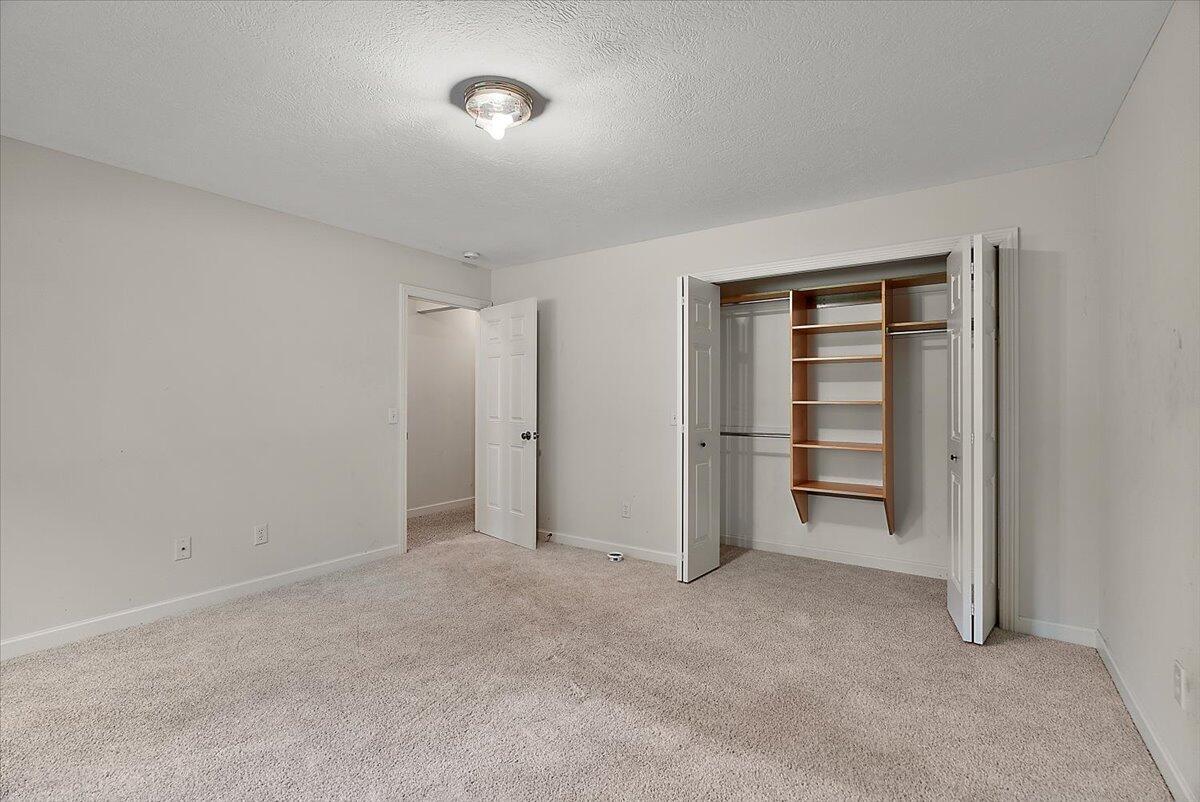 6561 Munstead Woods Drive 43