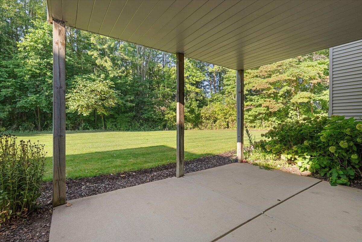 6561 Munstead Woods Drive 43