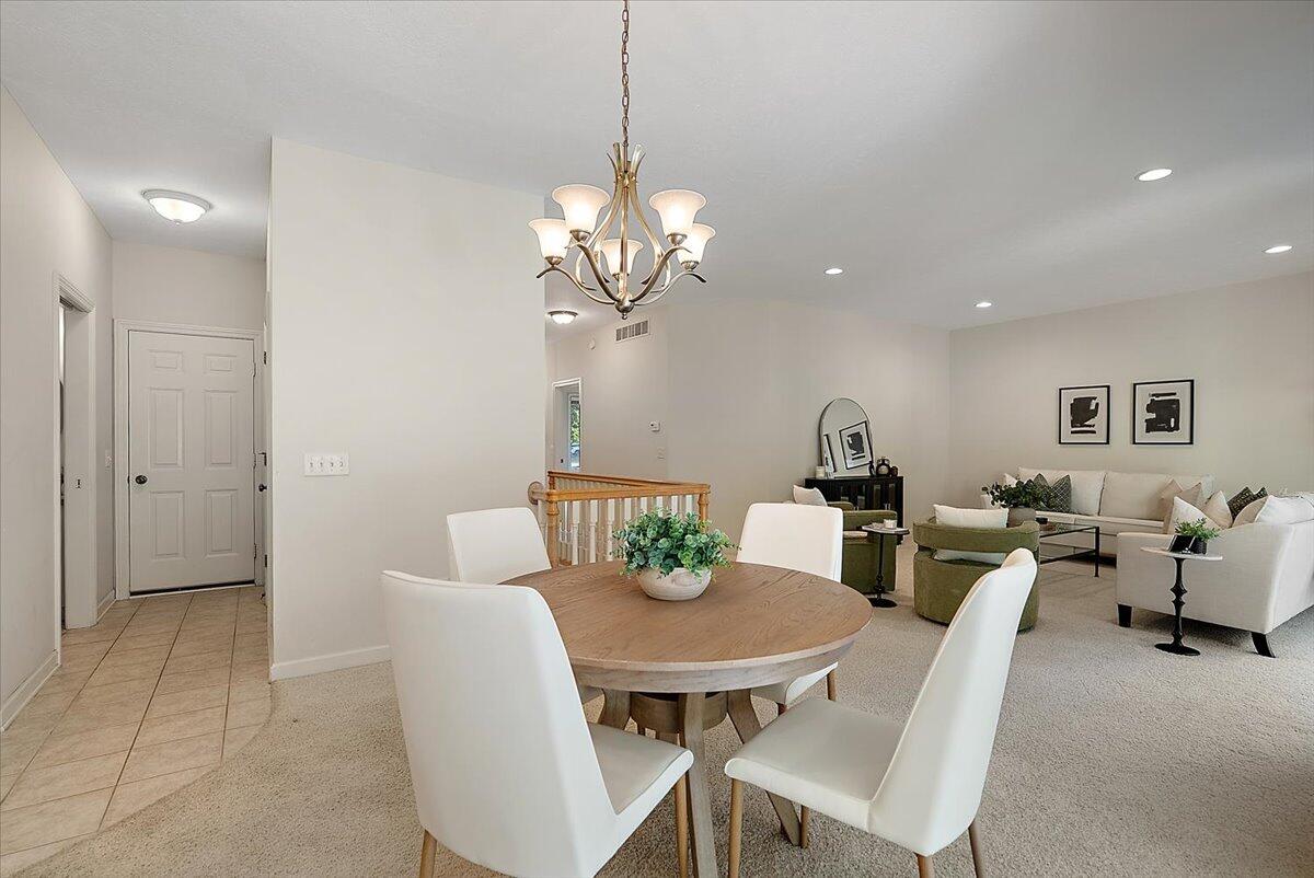 6561 Munstead Woods Drive 43