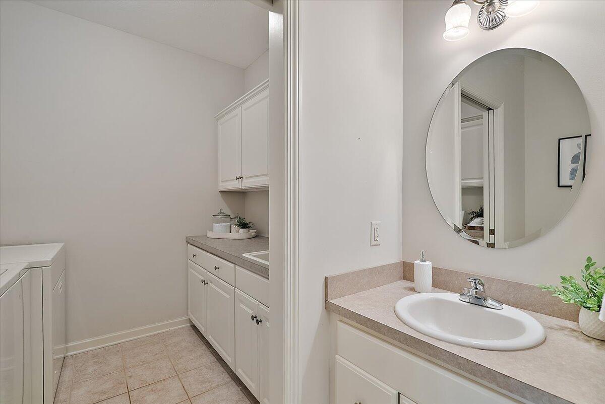 6561 Munstead Woods Drive 43
