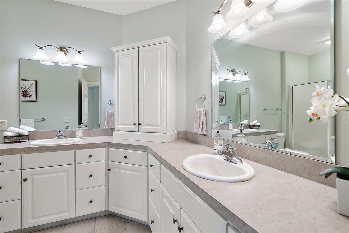 6561 Munstead Woods Drive 43