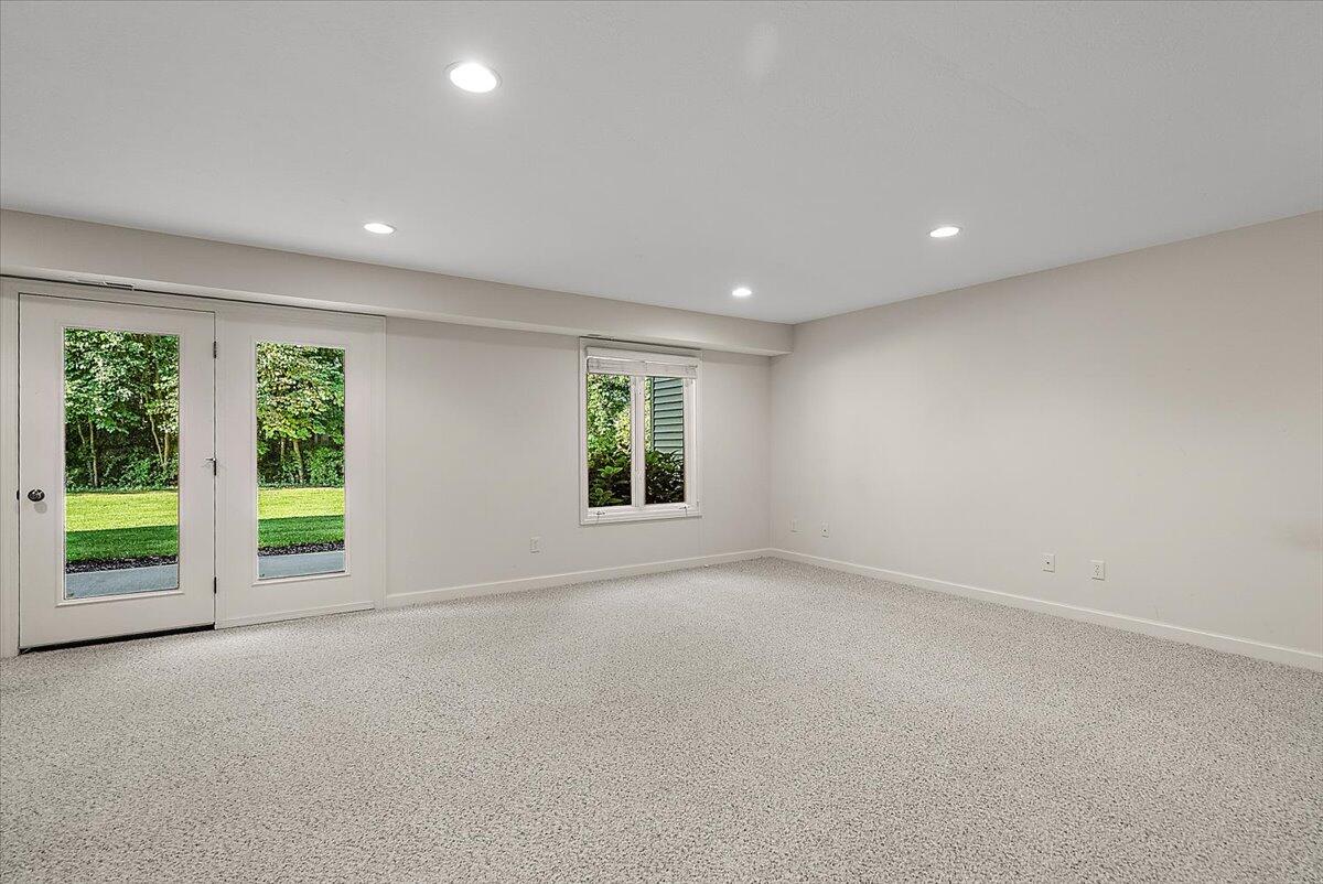 6561 Munstead Woods Drive 43
