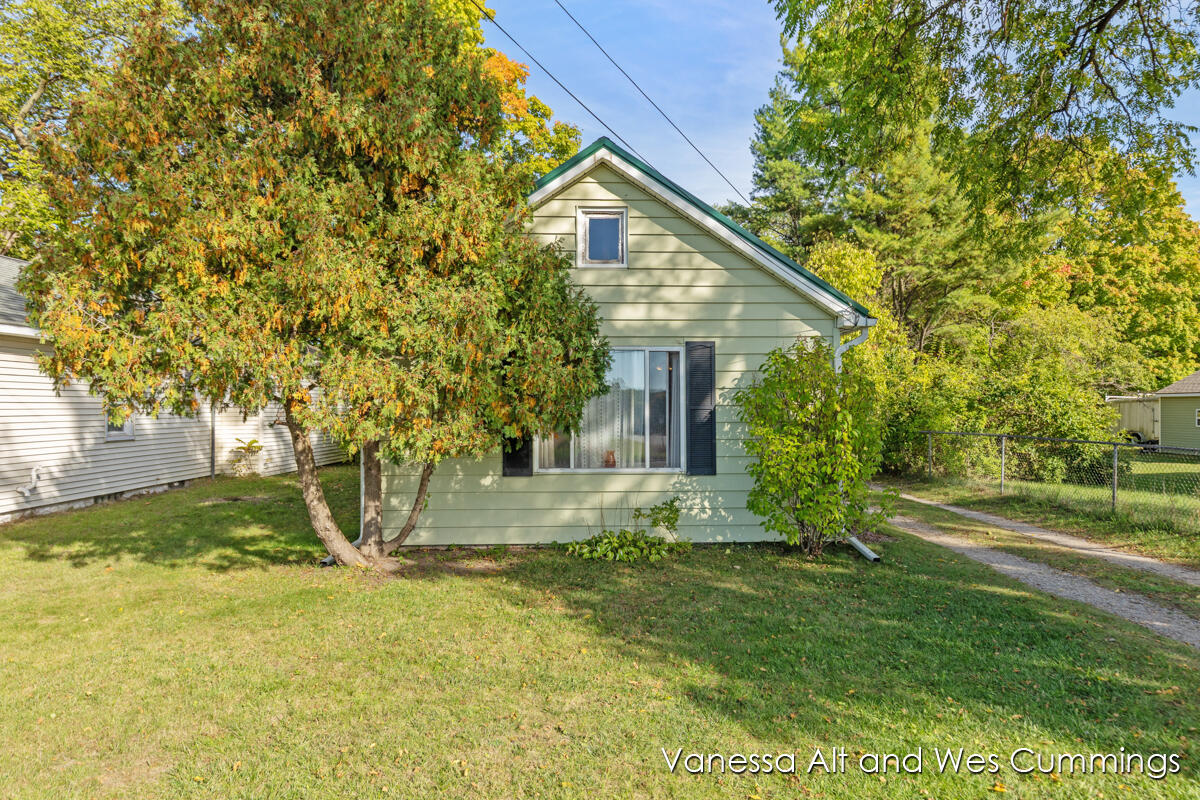 6316 Belmont Avenue NE