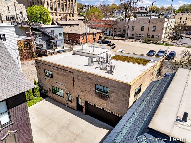 22 Jefferson Avenue SE