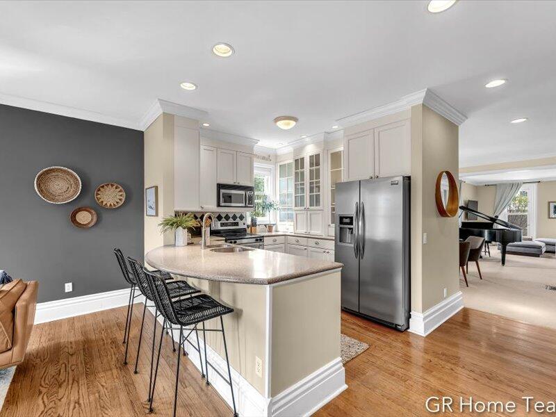 22 Jefferson Avenue SE