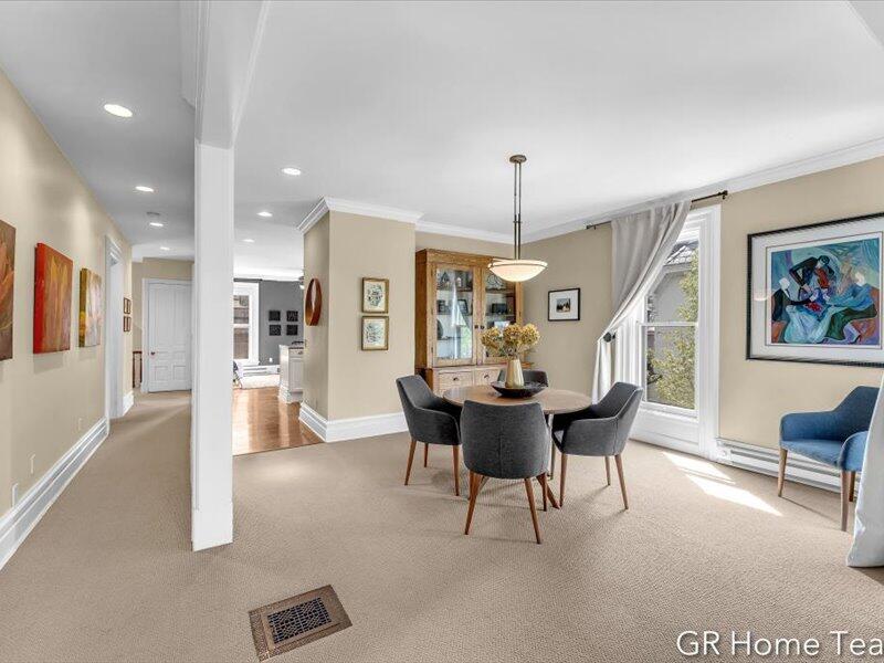22 Jefferson Avenue SE