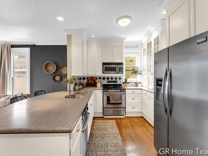 22 Jefferson Avenue SE