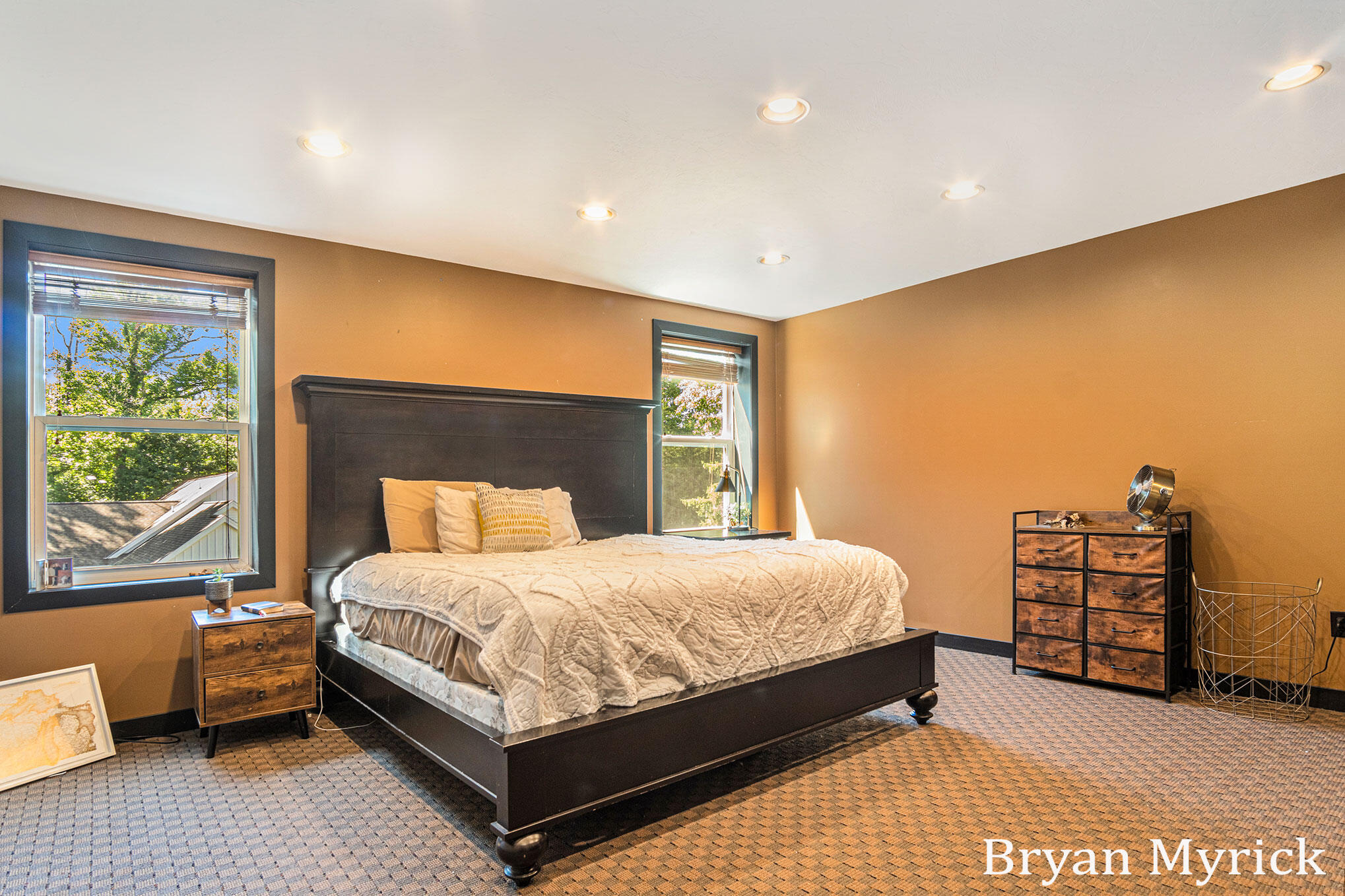 1400 W 32nd Street