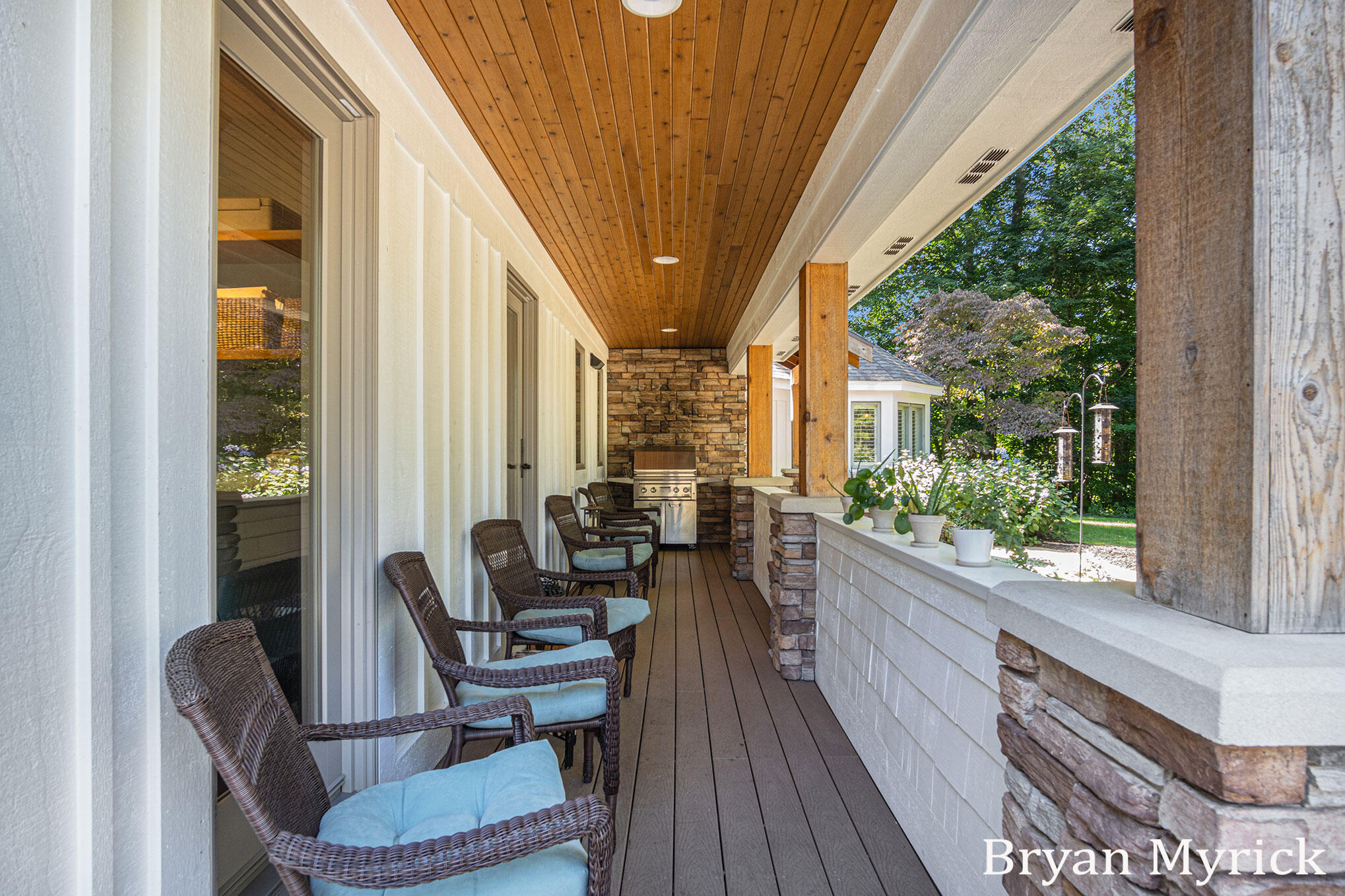 1400 W 32nd Street